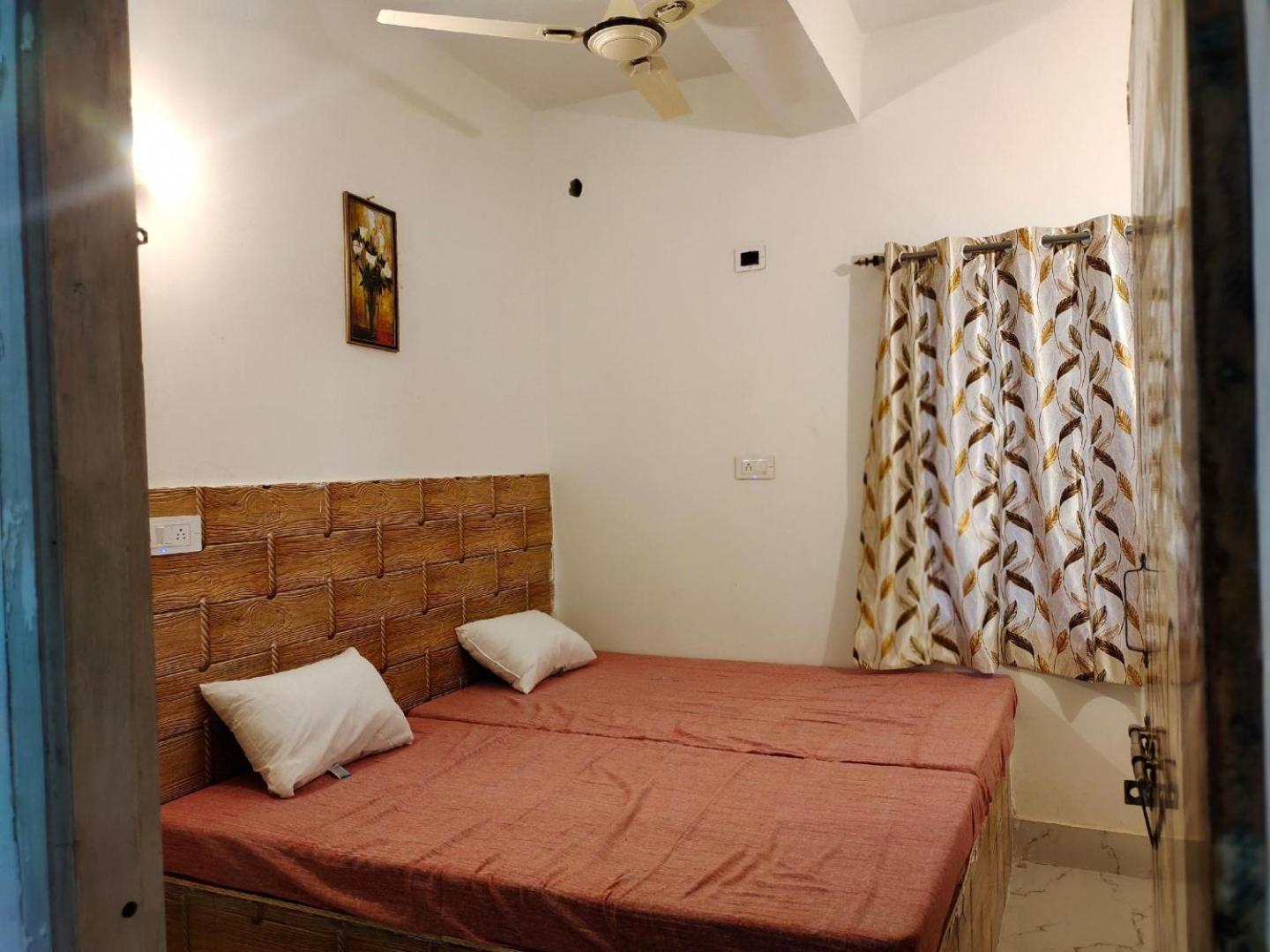 Hotel Sri Balaji ,