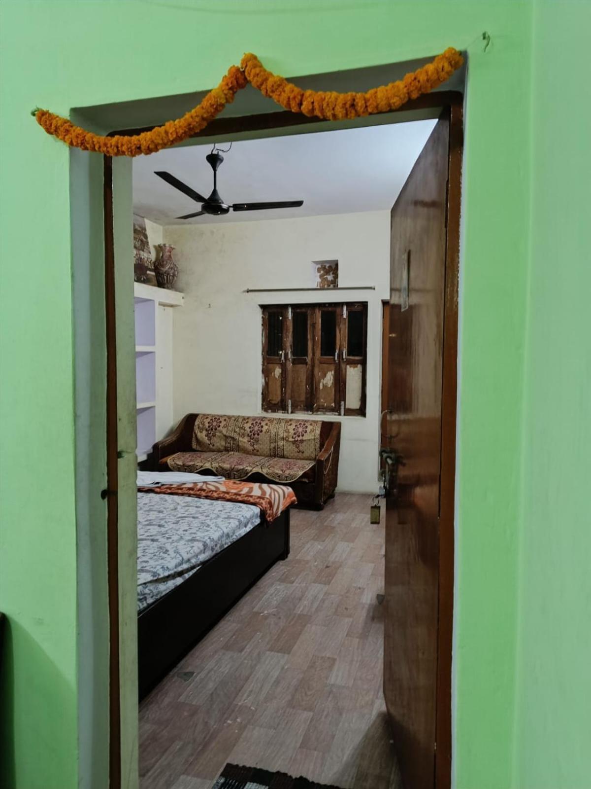 Jpm Hostel Varanasi