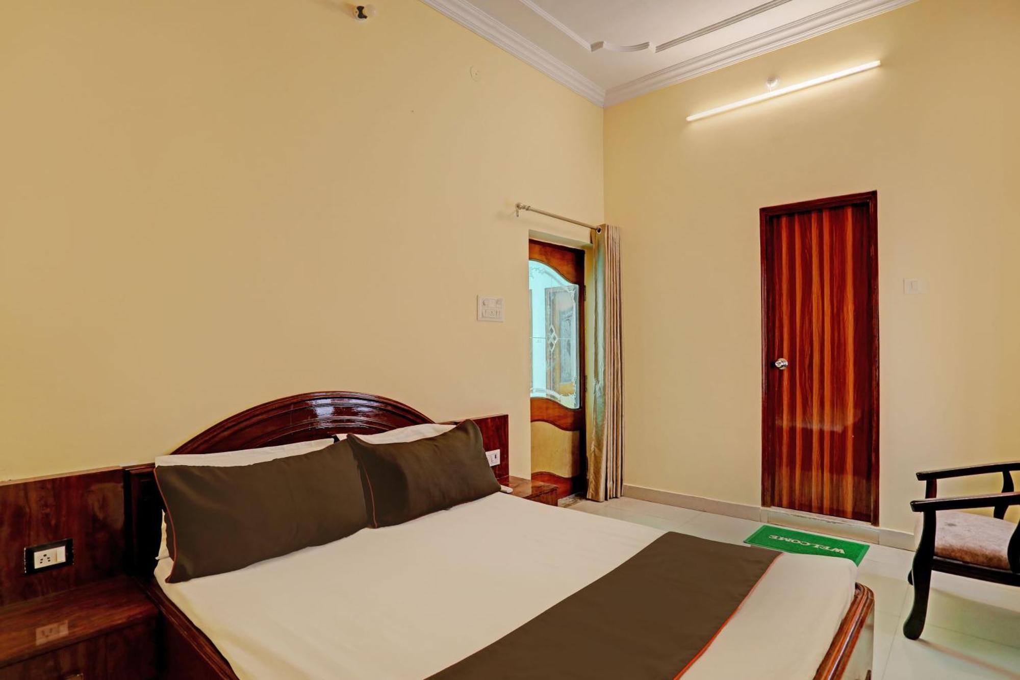 Oyo Flagship Sawariya Palace Hotel Varanasi