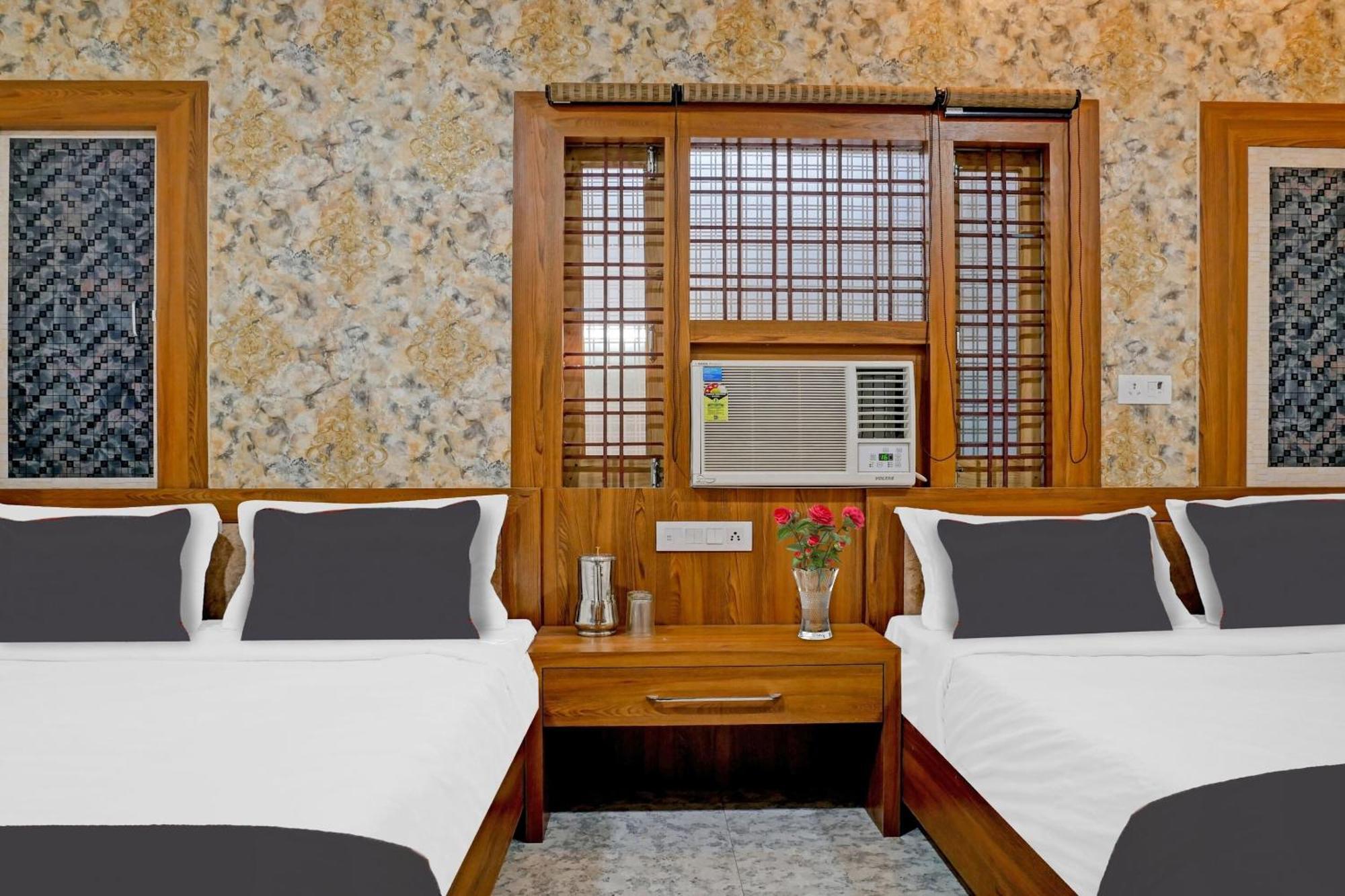 Collection O Shaurya Hotel