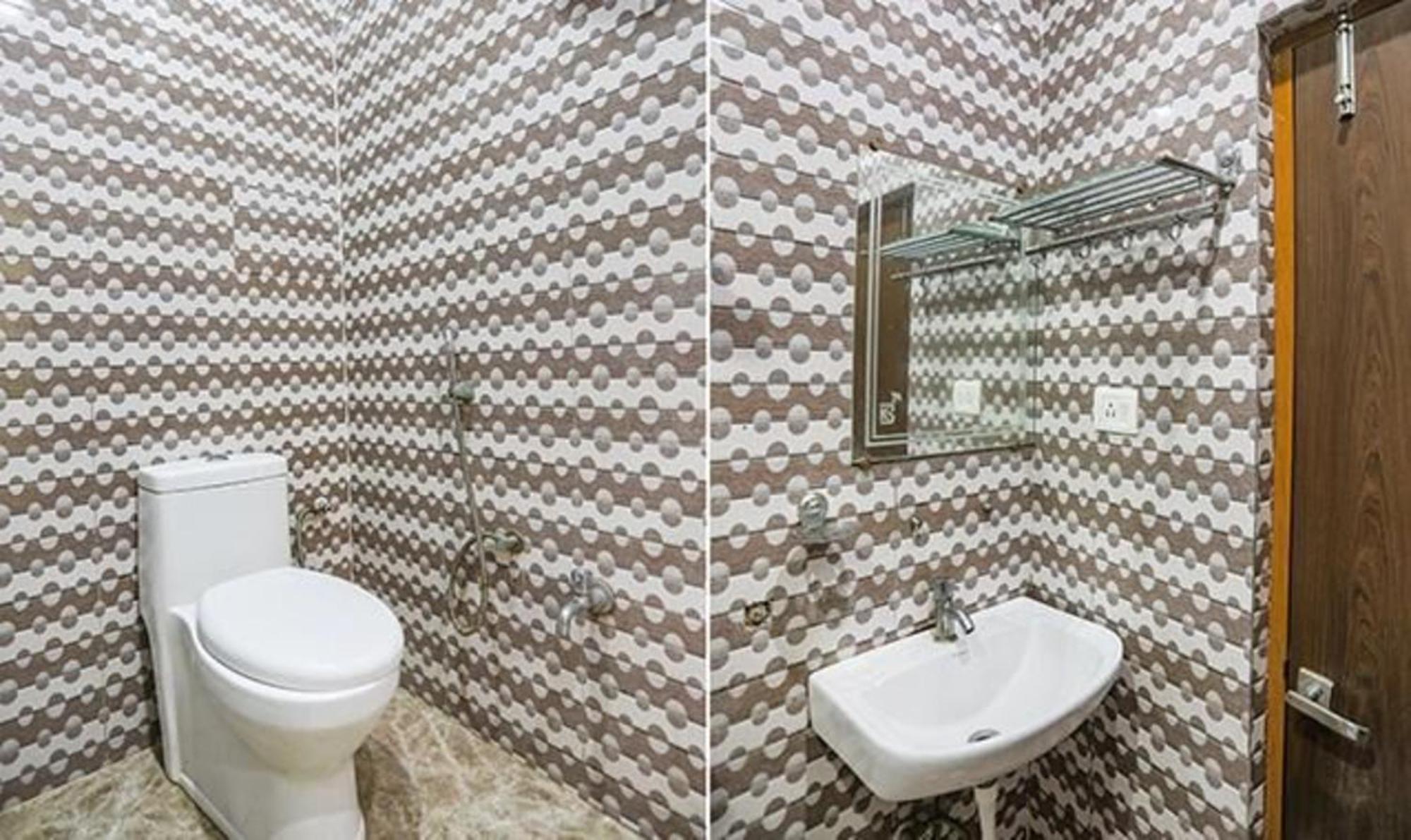 Fabexpress Banarasi Kothi Hotel 3*