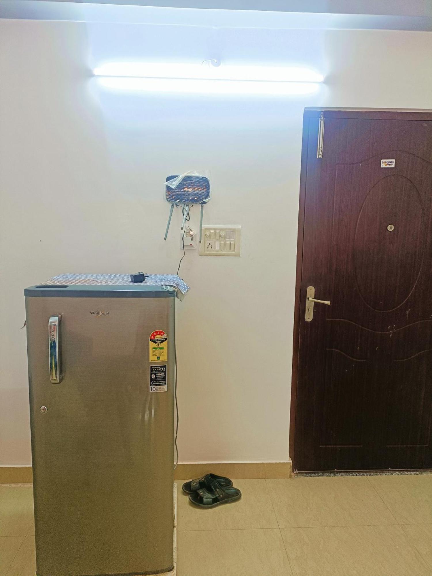 Apartment Pretty Garden View 3bhk Furnished Flat Near Kashi Vishwanath Temple Varanasi
