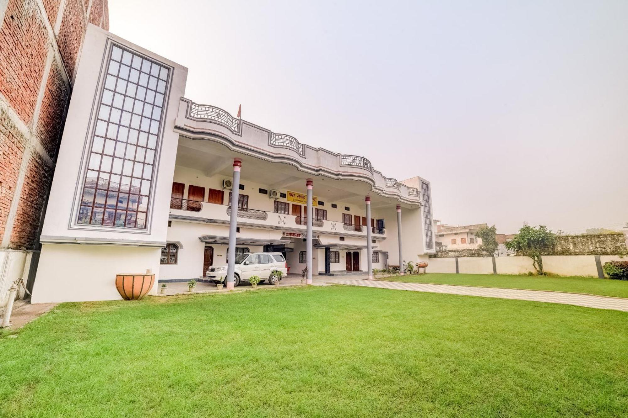 Hotel Flagship Usha 2*