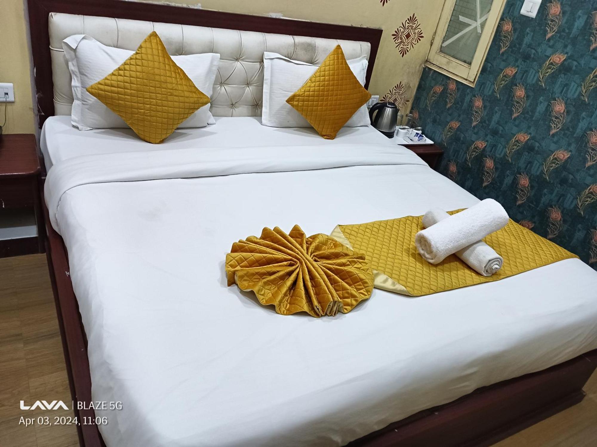 Hotel The Century Plaza