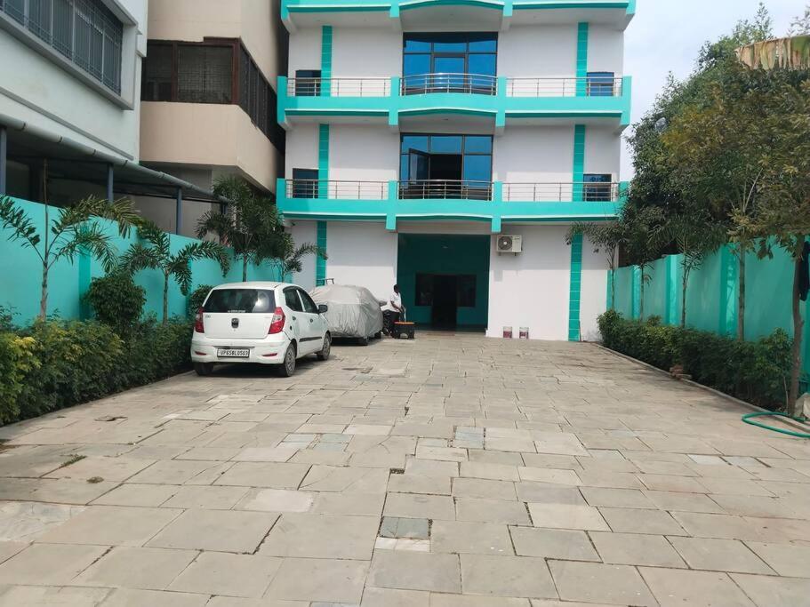 Holiday home Dharmeshvar Homestay *