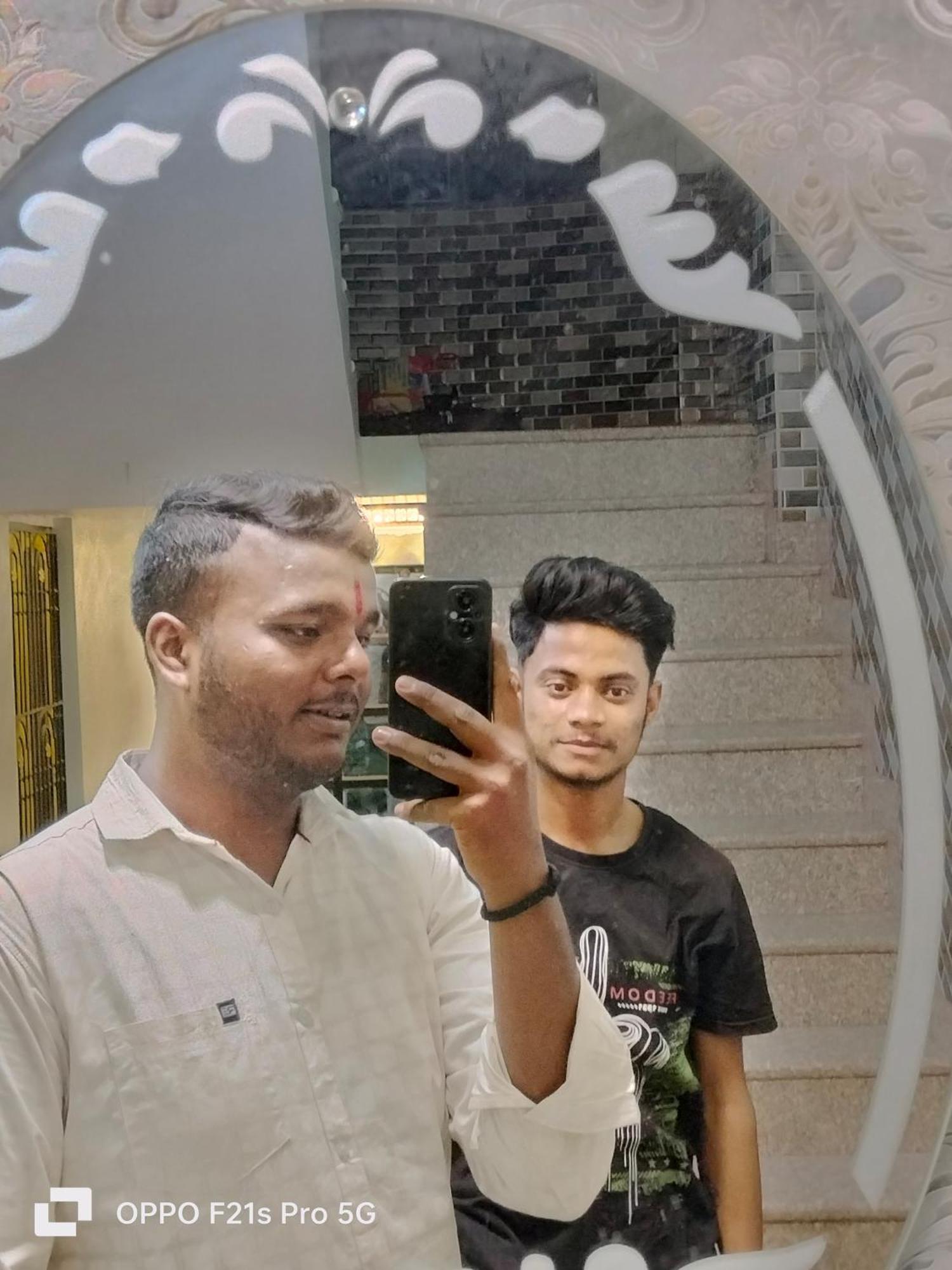 Nidhivan P. Guest house