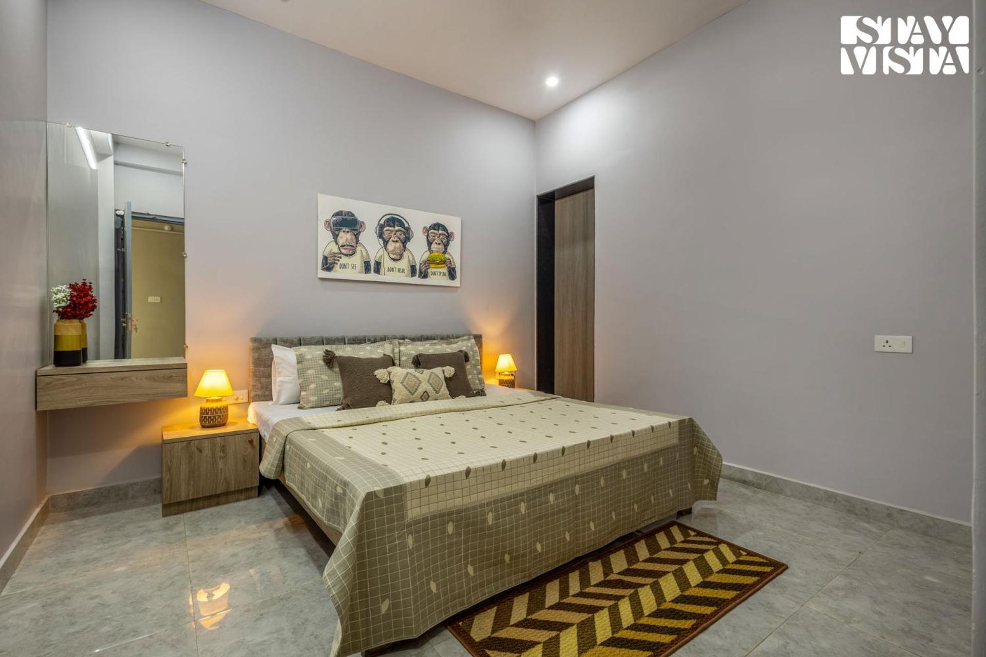 Arcadian Manor With Indoor Pool Indoor-outdoor Games At By Stayvista