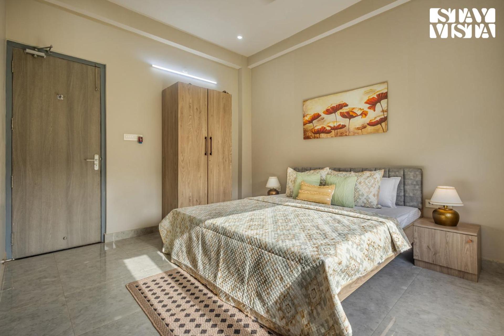 Arcadian Manor With Indoor Pool Indoor-outdoor Games At By Stayvista Villa Varanasi