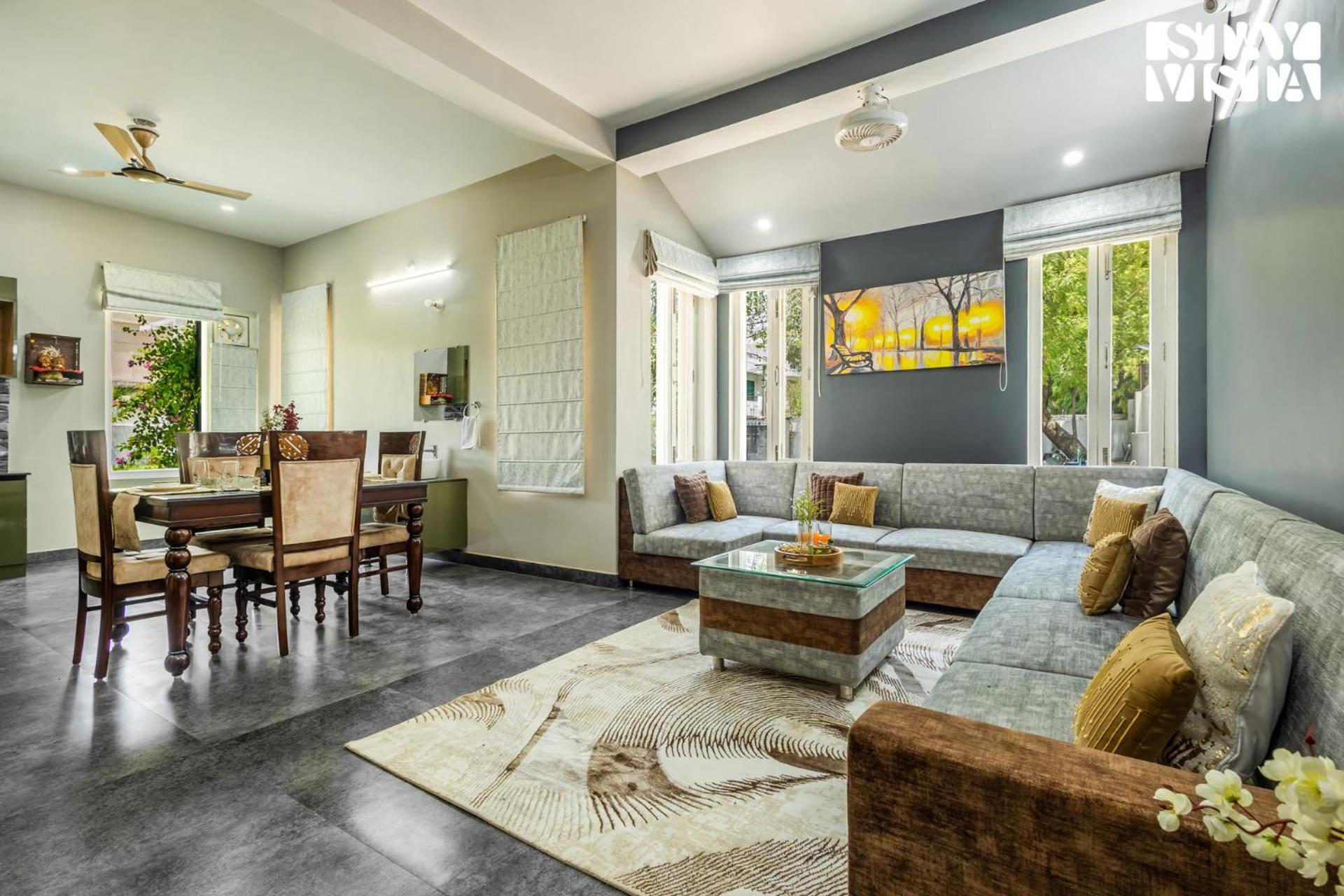 Arcadian Manor With Indoor Pool Indoor-outdoor Games At By Stayvista