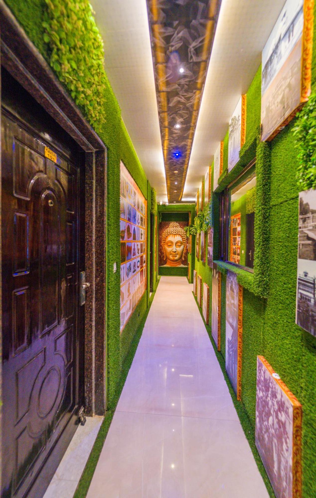Shiv Rudraksh Hotel