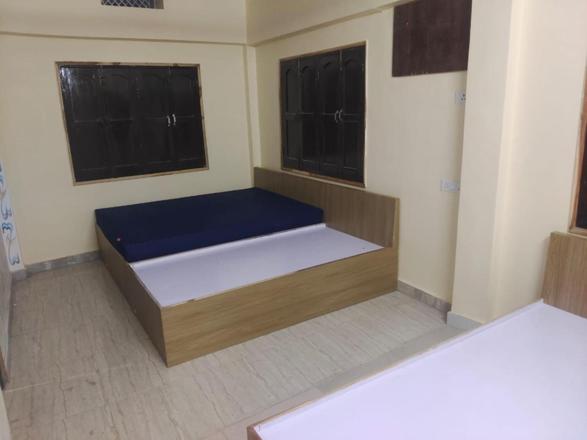 Hotel Goroomgo Bhagwan Das