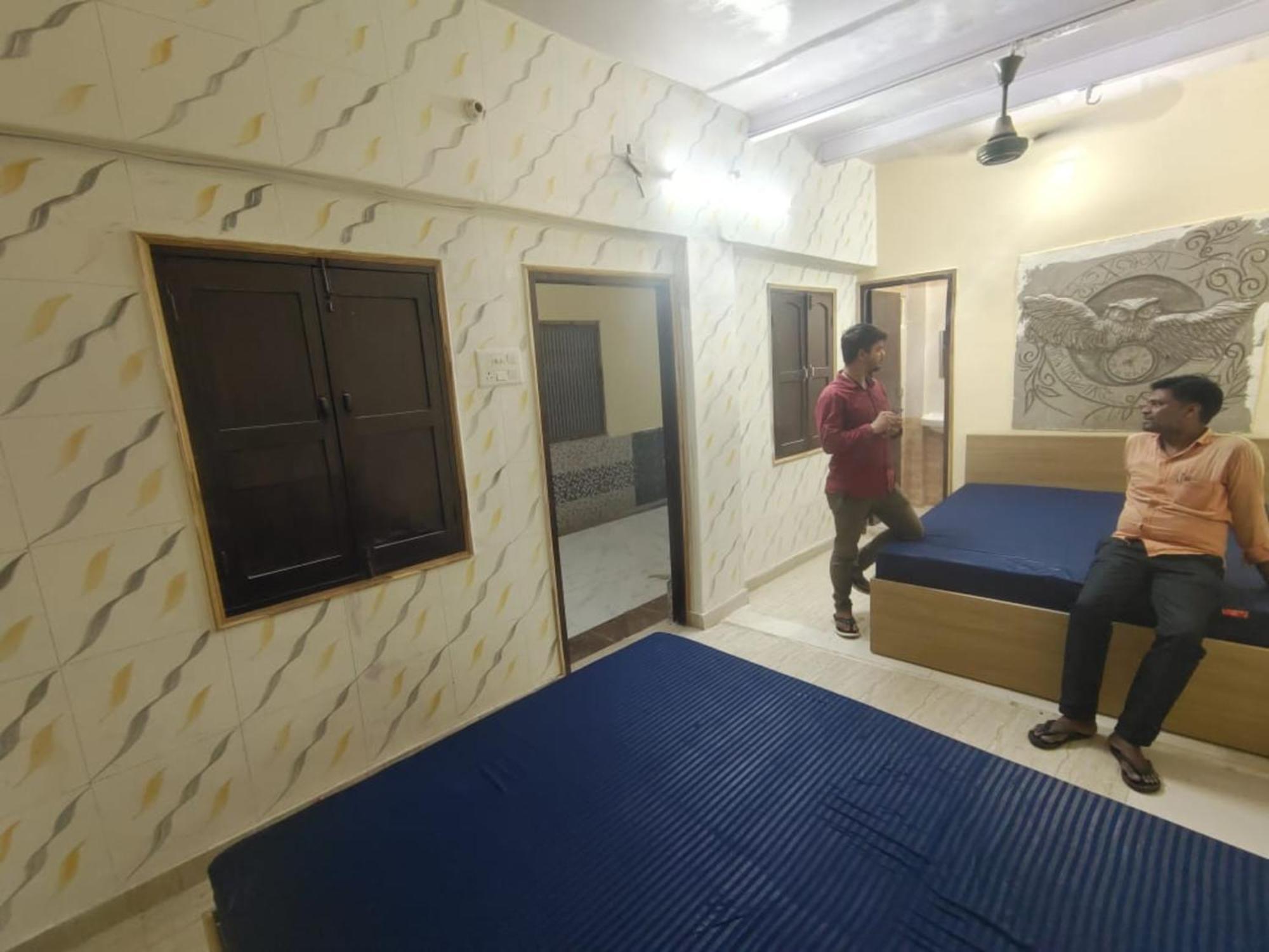 Goroomgo Bhagwan Das Hotel Varanasi