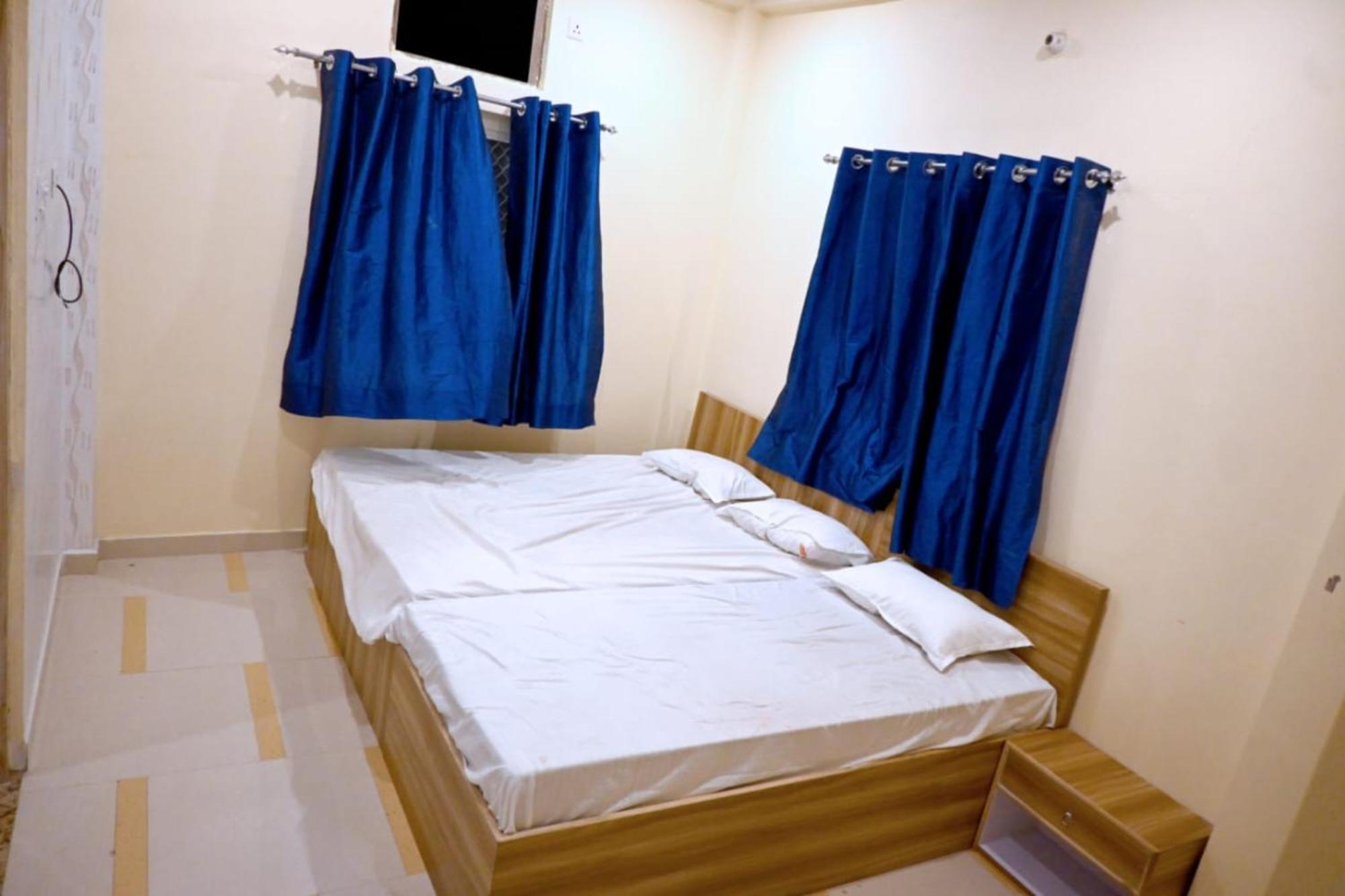 Hotel Goroomgo Bhagwan Das