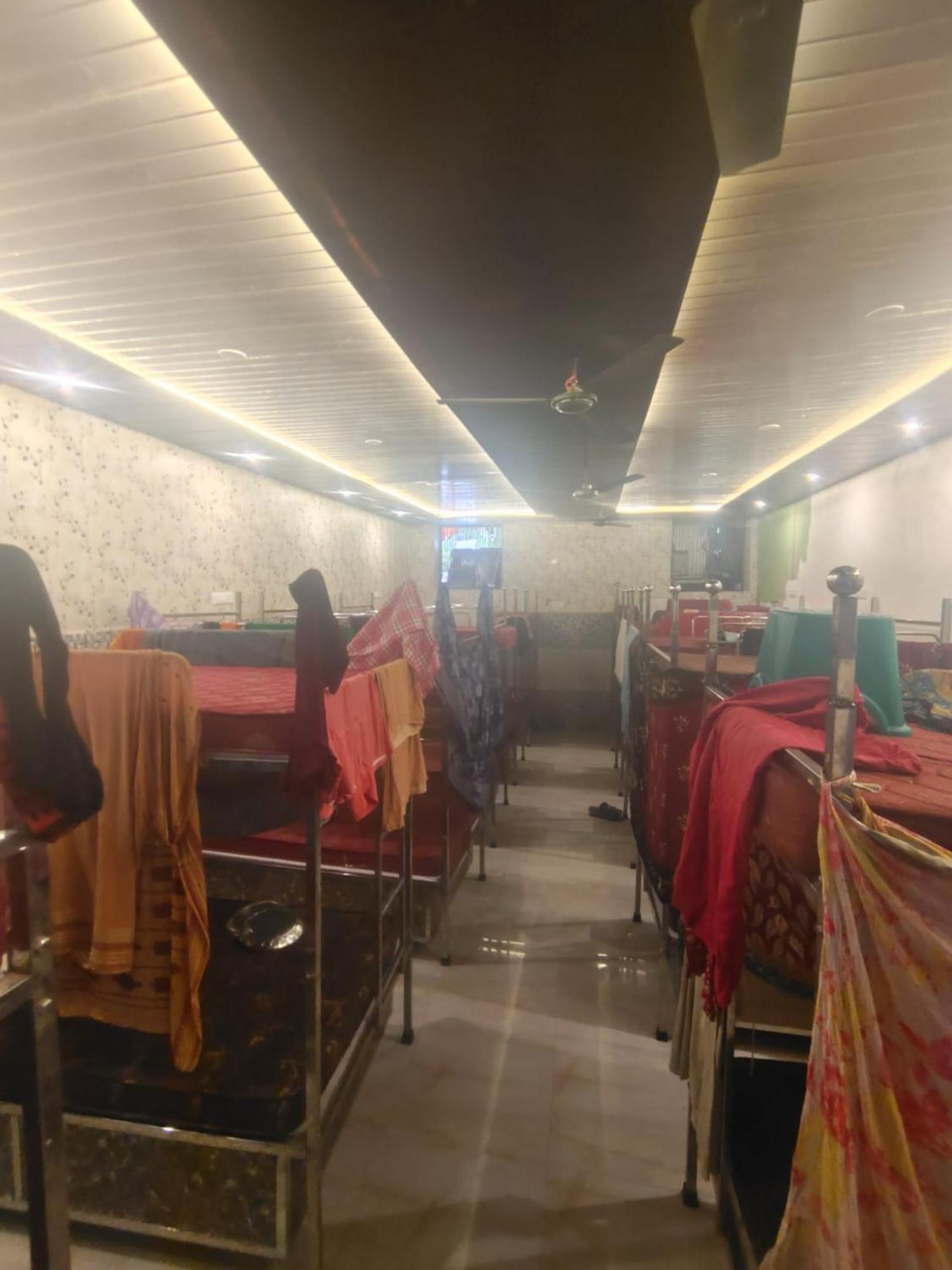 Goroomgo Bhagwan Das Hotel Varanasi