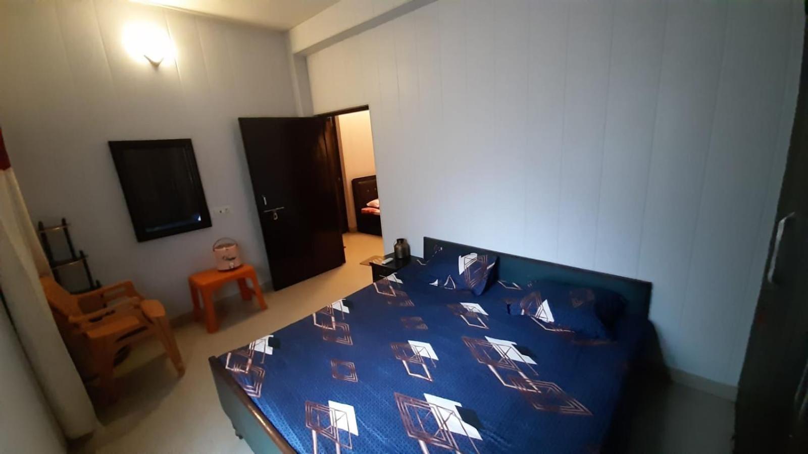 Raj Kashi Homestay *