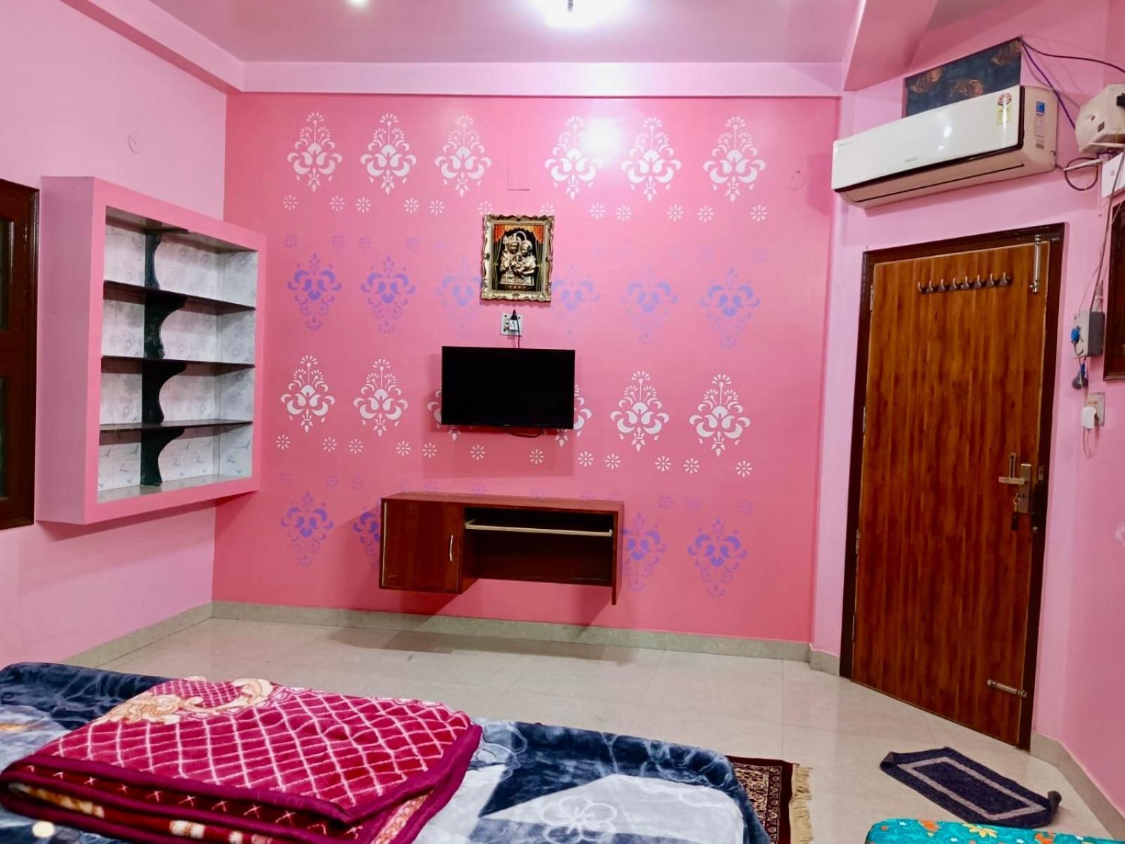 Guest house Trilok P - Dashashwamedh Ghat Near Kashi Vishwanath Temple *