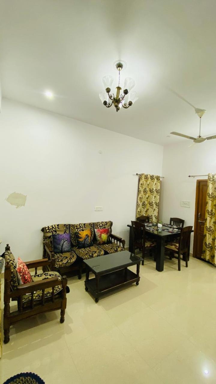 View Luxury Apartment