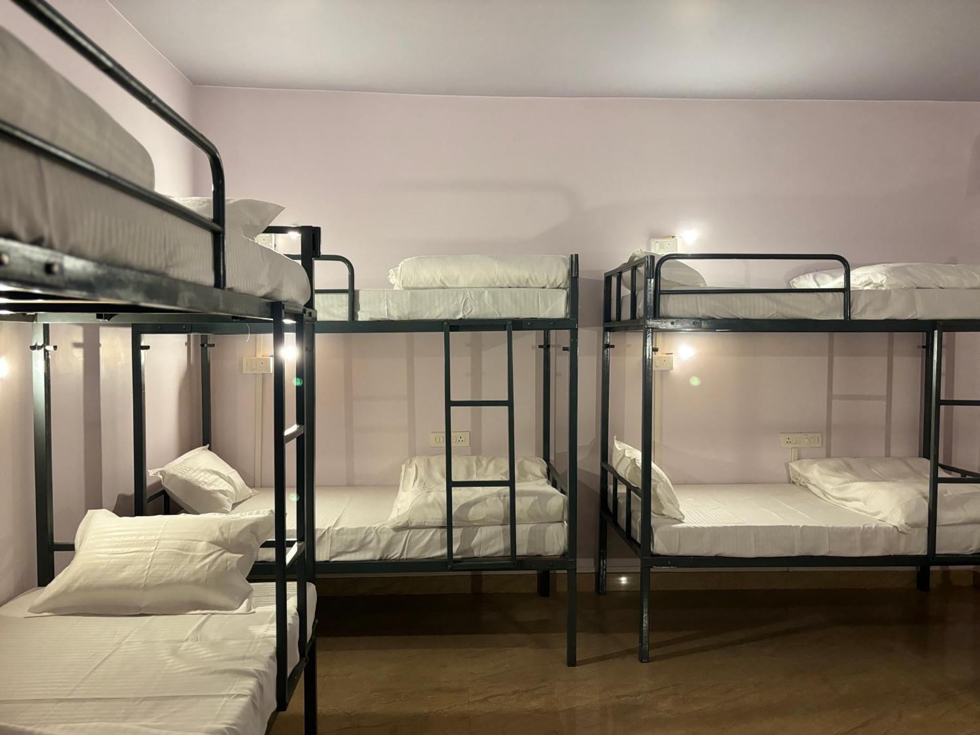 Dormtales Hostel *