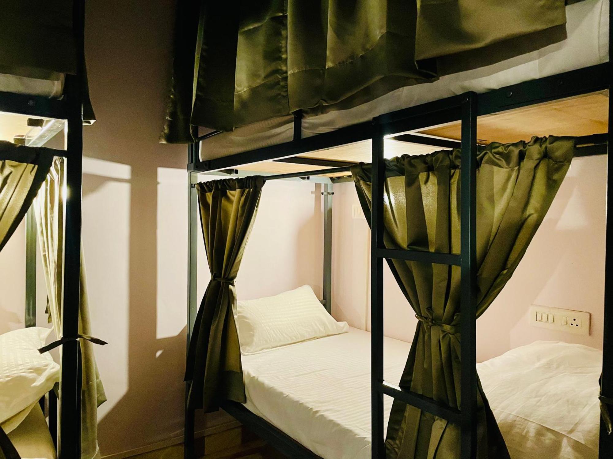 Dormtales * Varanasi
