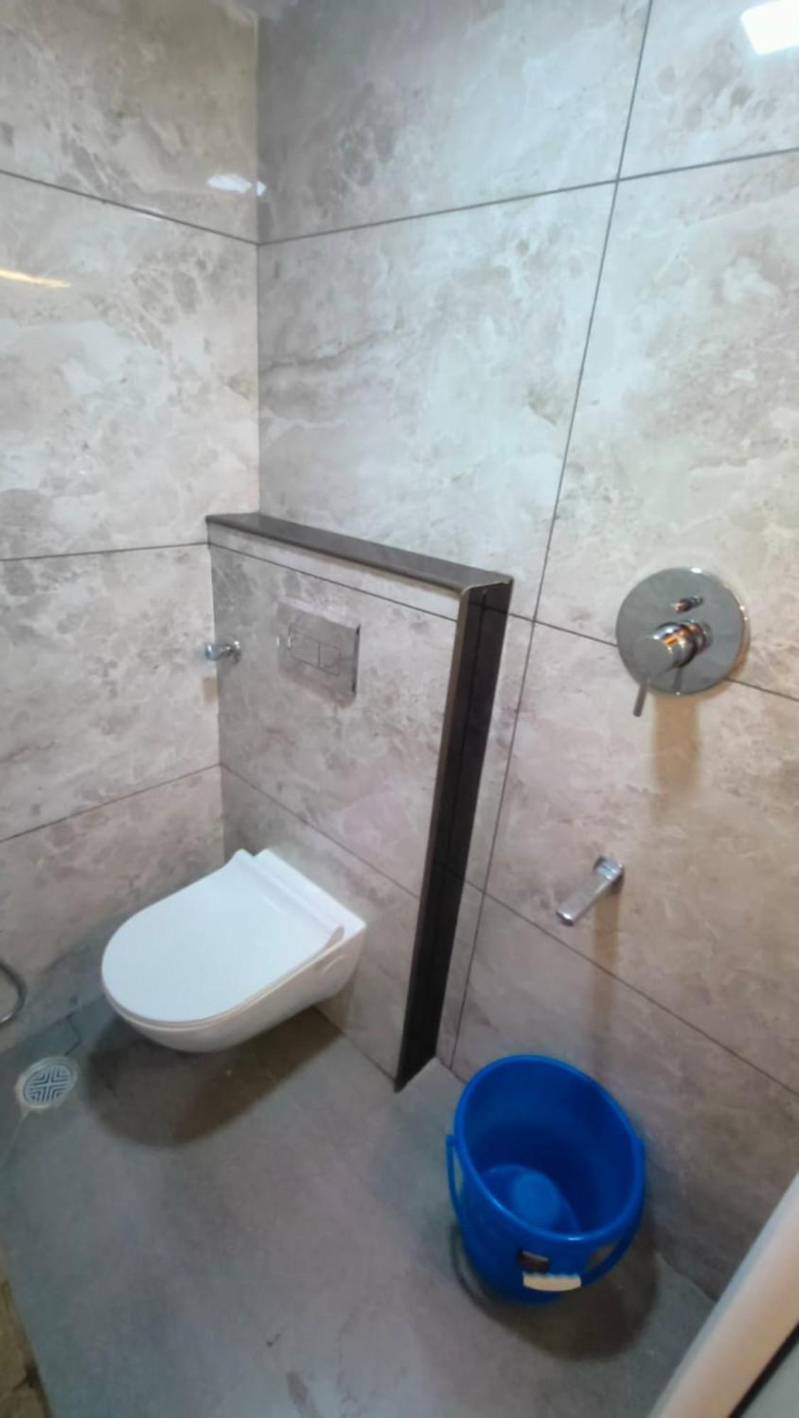 Hotel Prakash Residency Near Kashi Vishwanath Temple 700m 3*