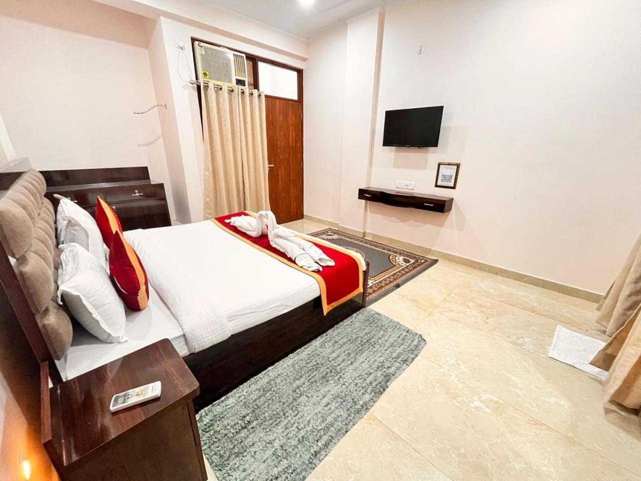 Hotel Shri Ram Paying Varanasi