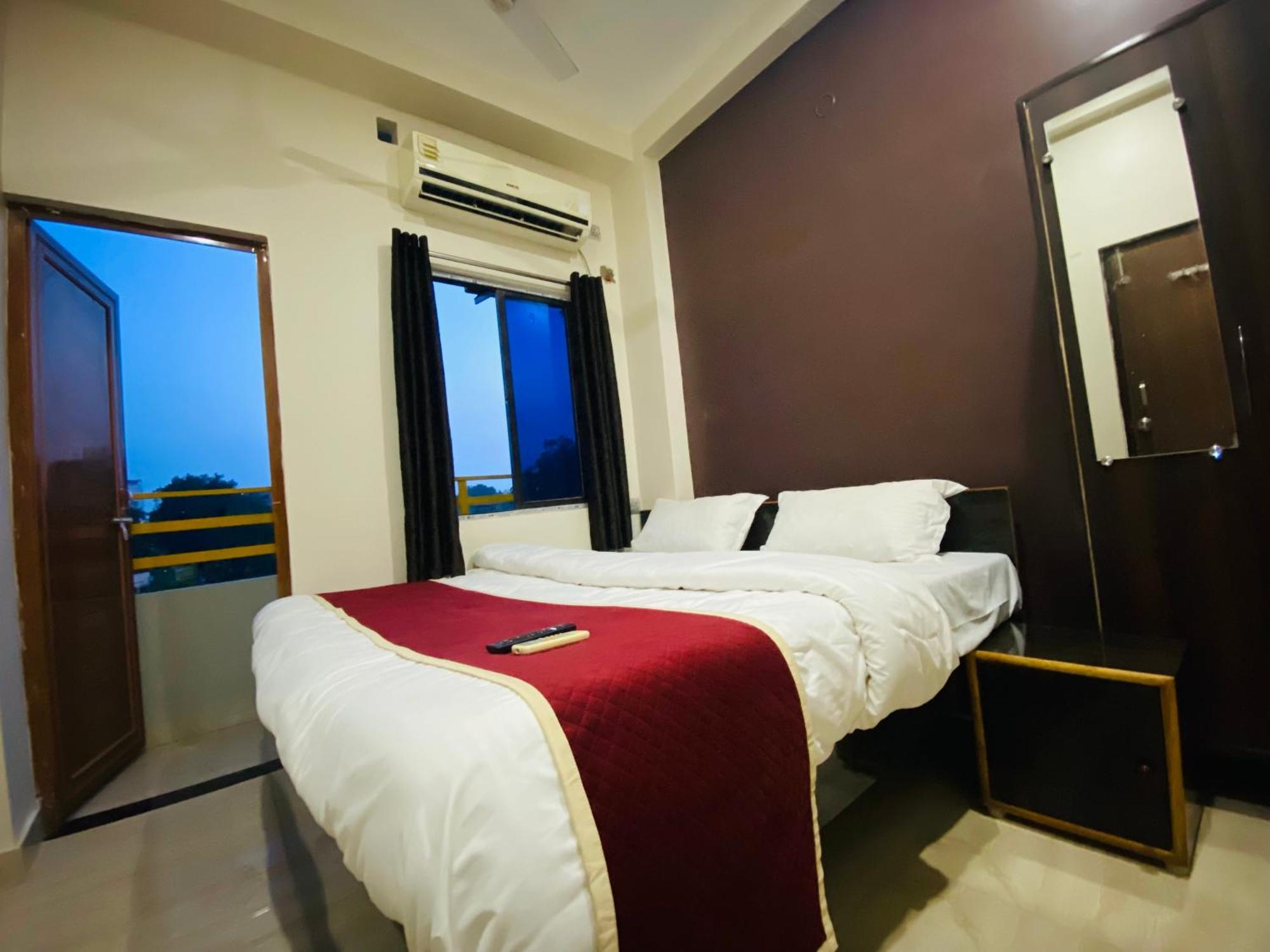 Shri Hari Kunj P Guest house