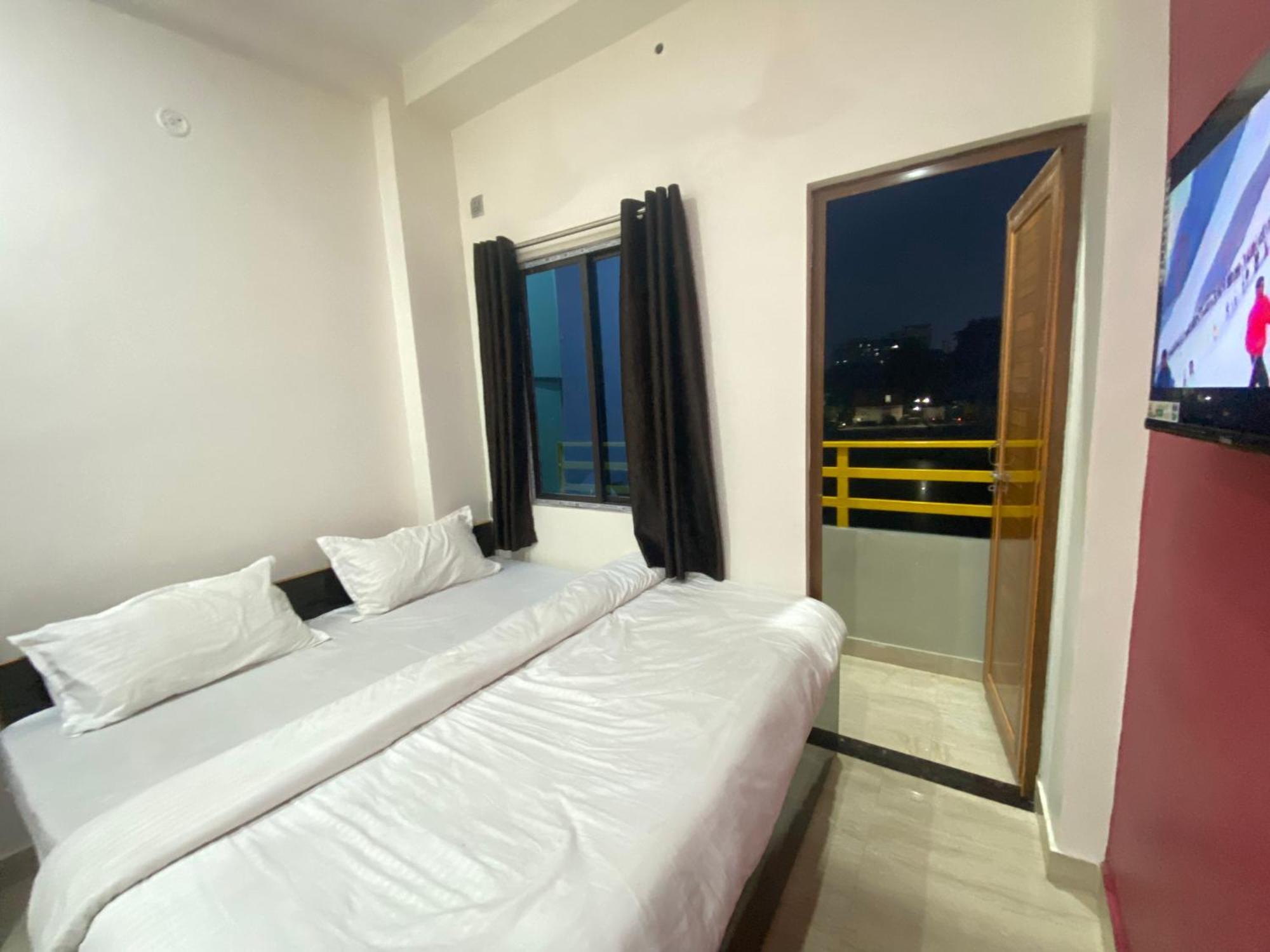Shri Hari Kunj P Guest house *