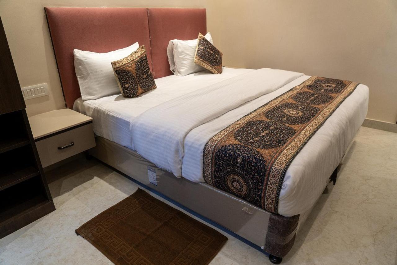 Anant 3* Varanasi