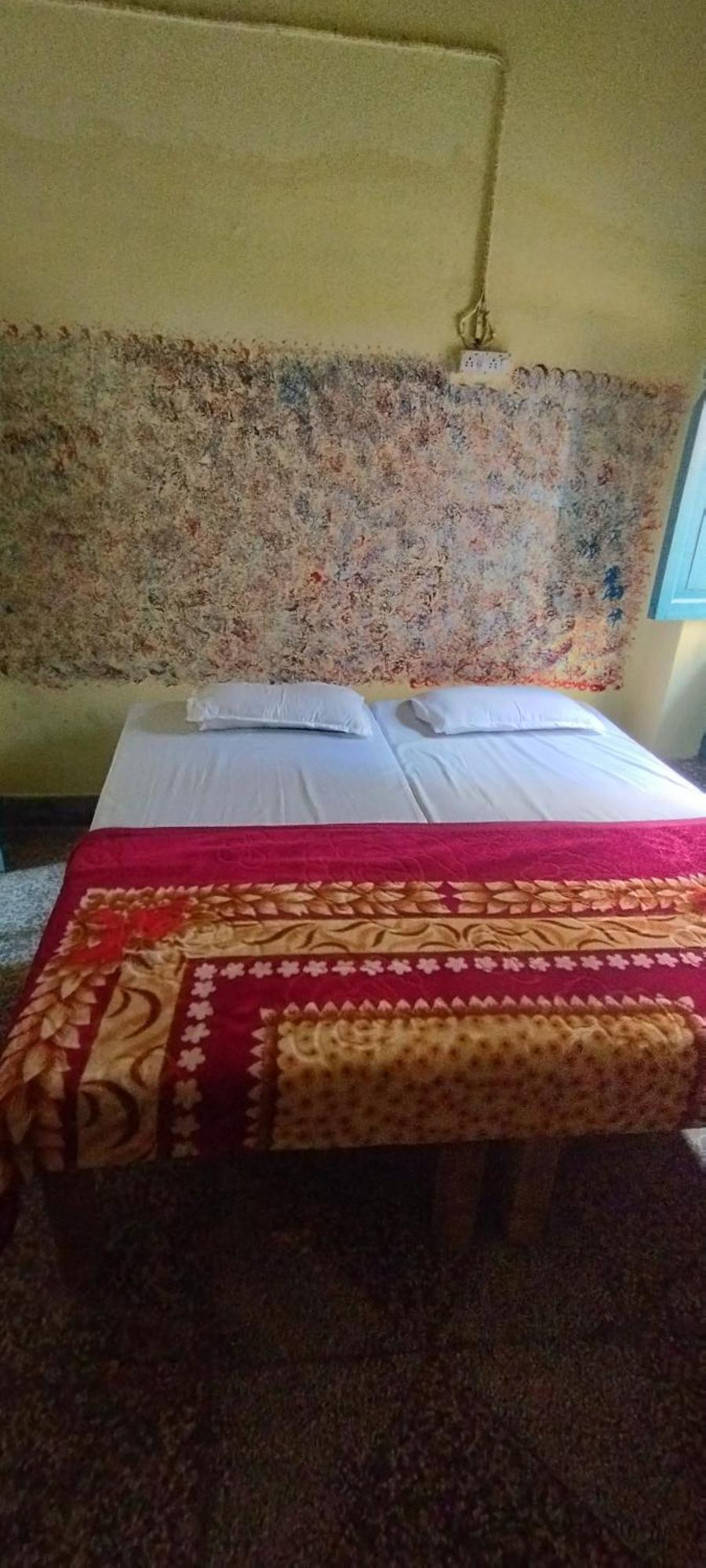 Viswanatham Guest house *