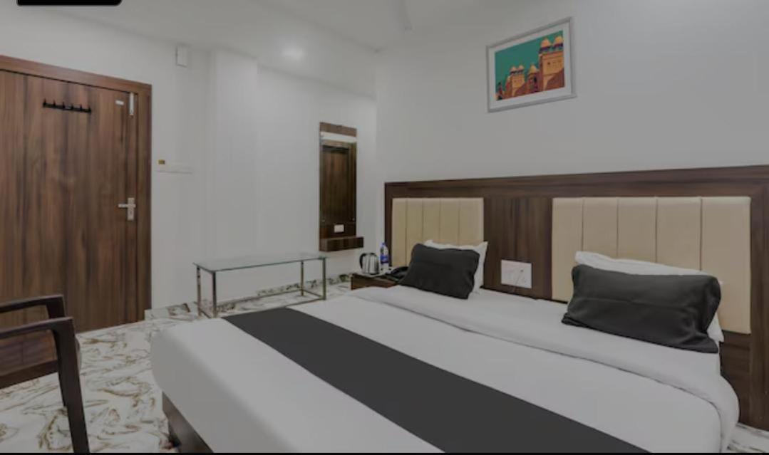 Mahaveer Palace Hotel Varanasi