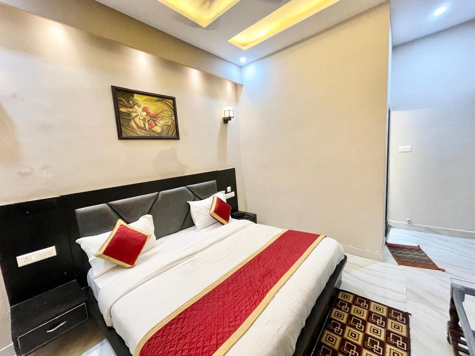 Psr Prem-shobha Residency ! Fully-air-conditioned At Prime Location With Off Site Parking Availability, Near Kashi Vishwanath Temple, And Ganga Ghat - 2 * Varanasi