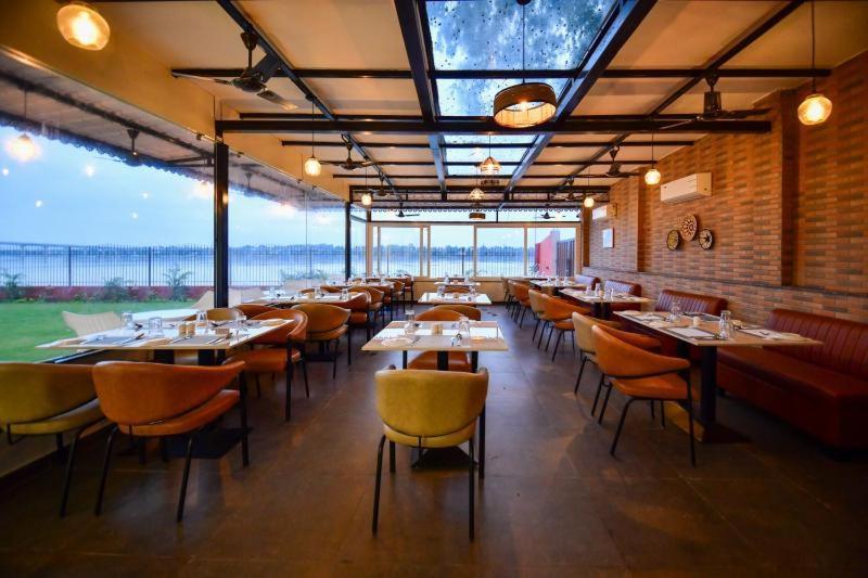 Aviral Ganga A Unit Of Amritaam Wellness 4* Varanasi