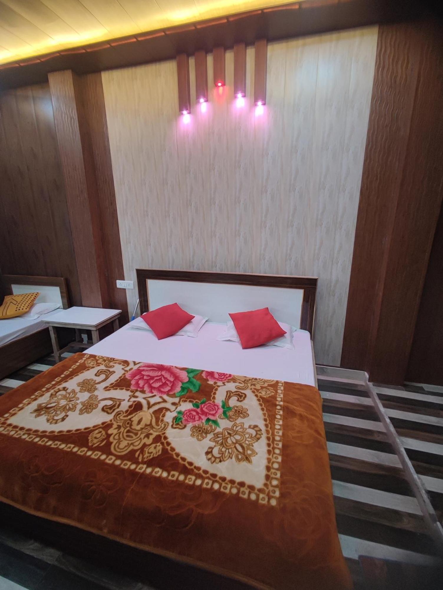 Kashi Nest Homestay Homestay *