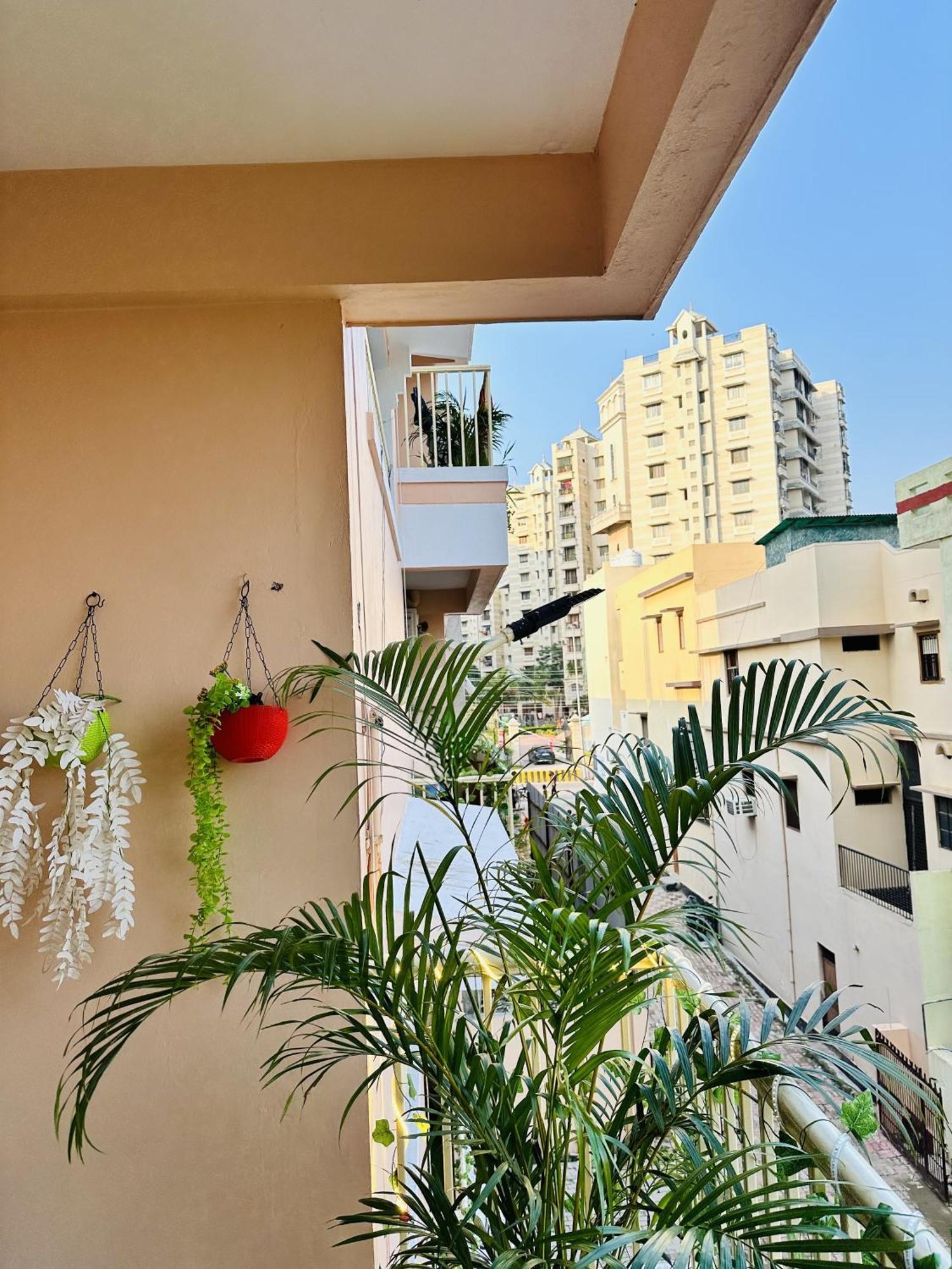 Apartment Zoomstay - 3bhk Varanasi