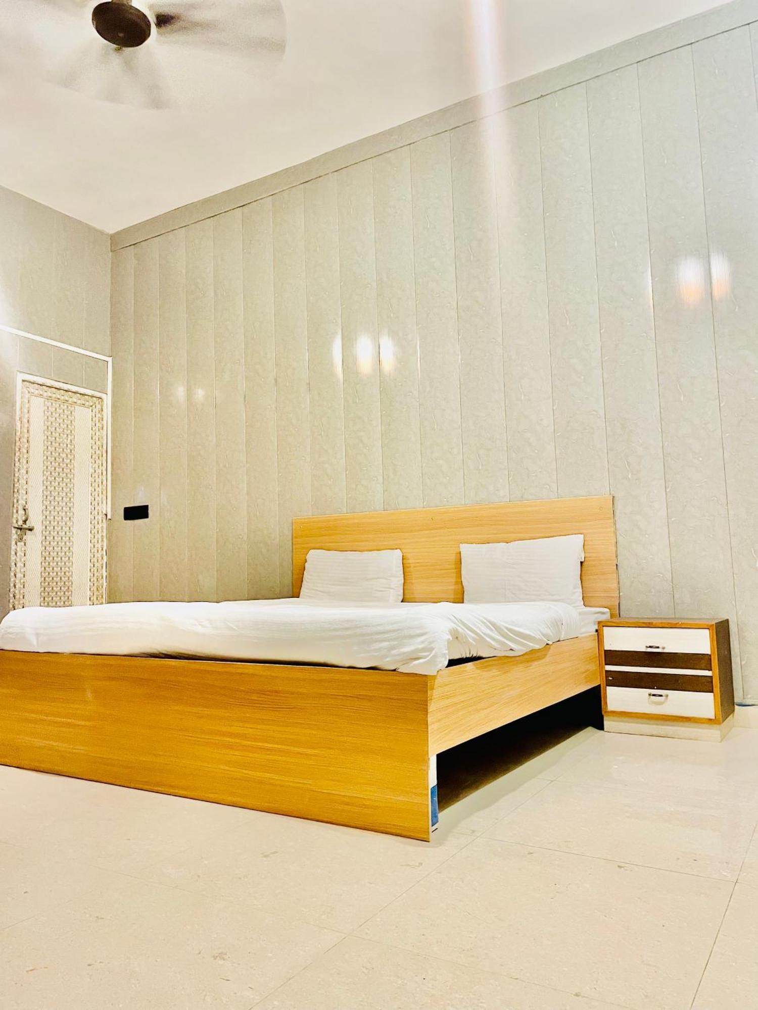 Guest house Grand Ganga View
