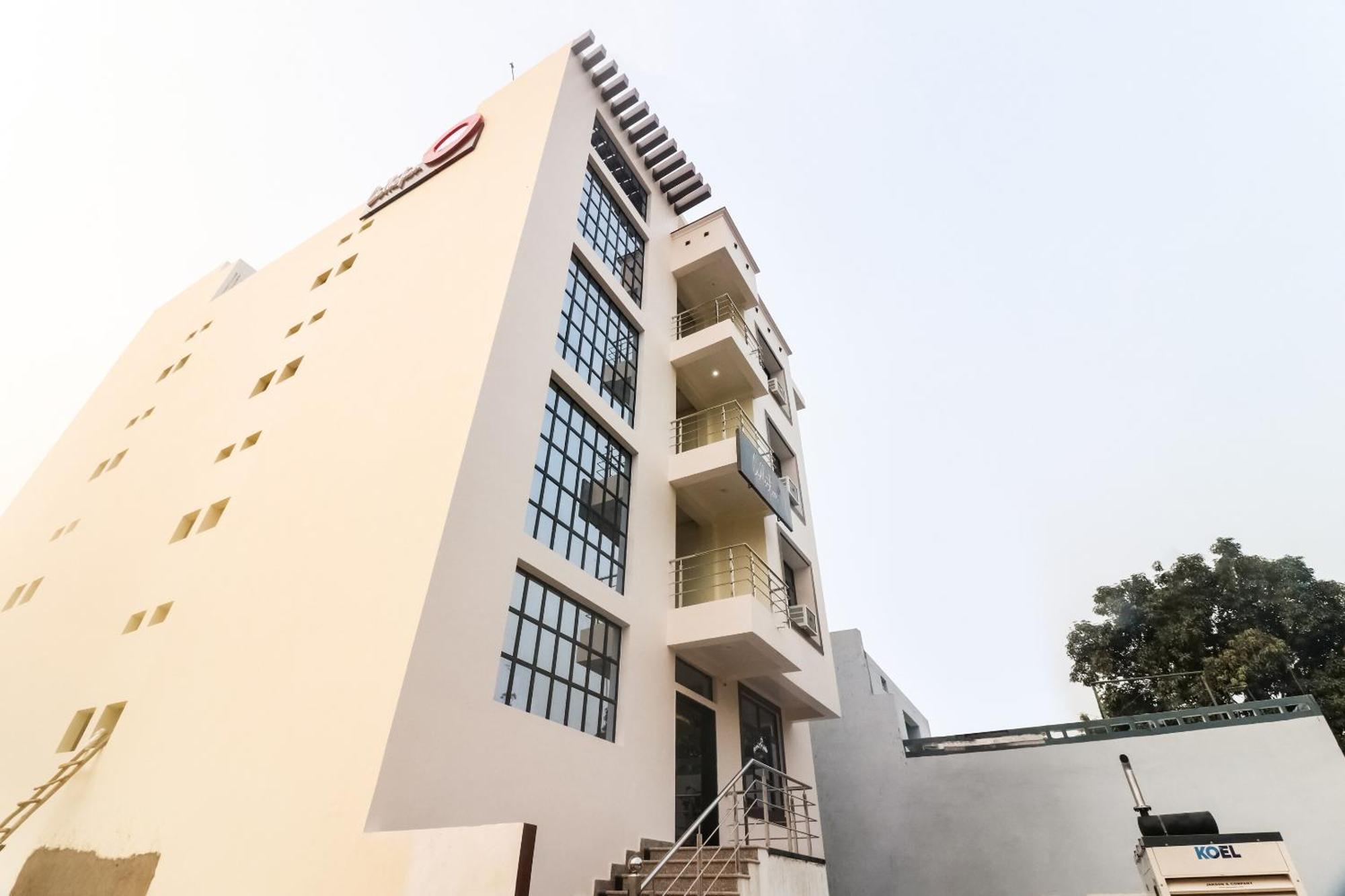 Hotel Collection O Pragyapuri Residents *