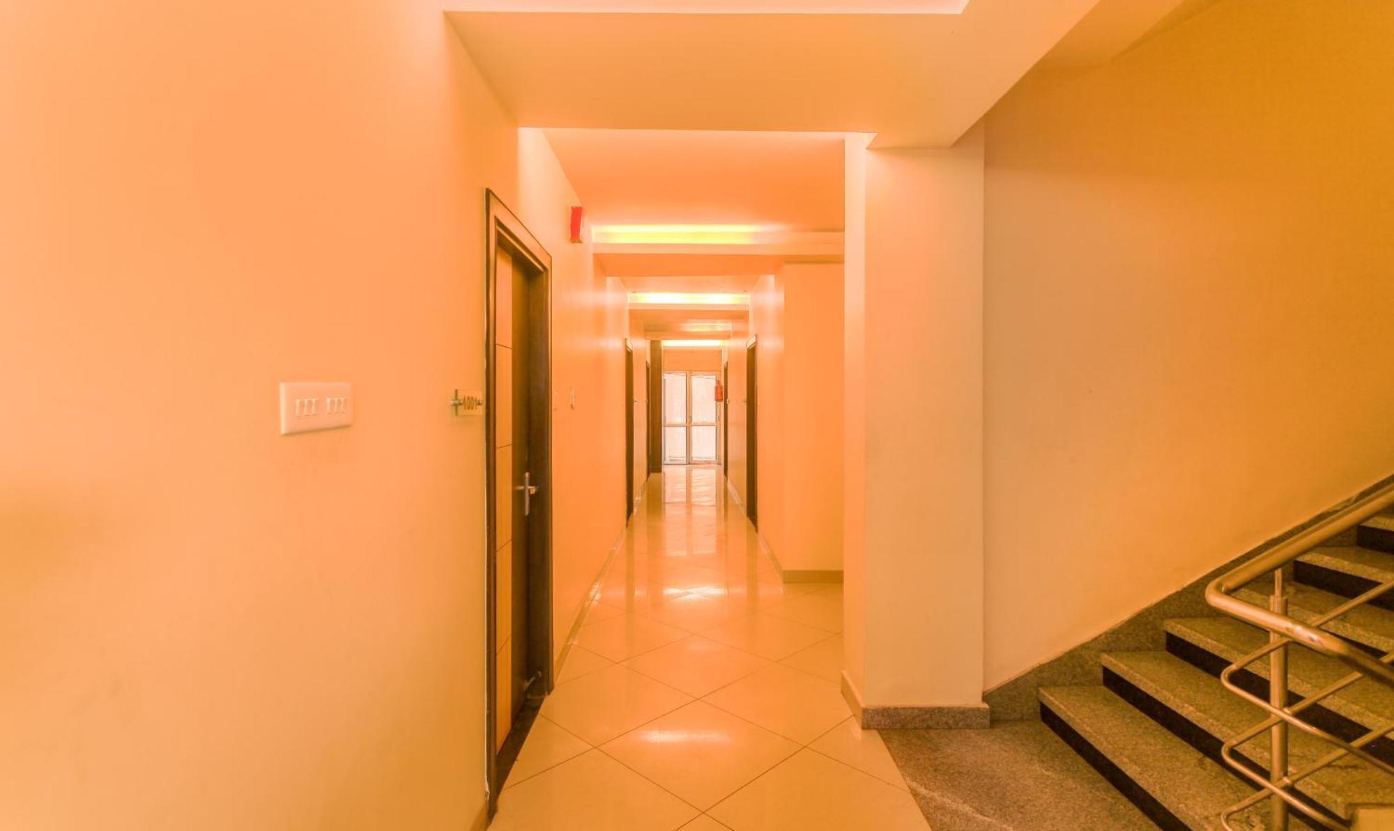 Janki International 3 Km From Kashi Vishwanath Temple Free Pickup From Railway Station Hotel Varanasi