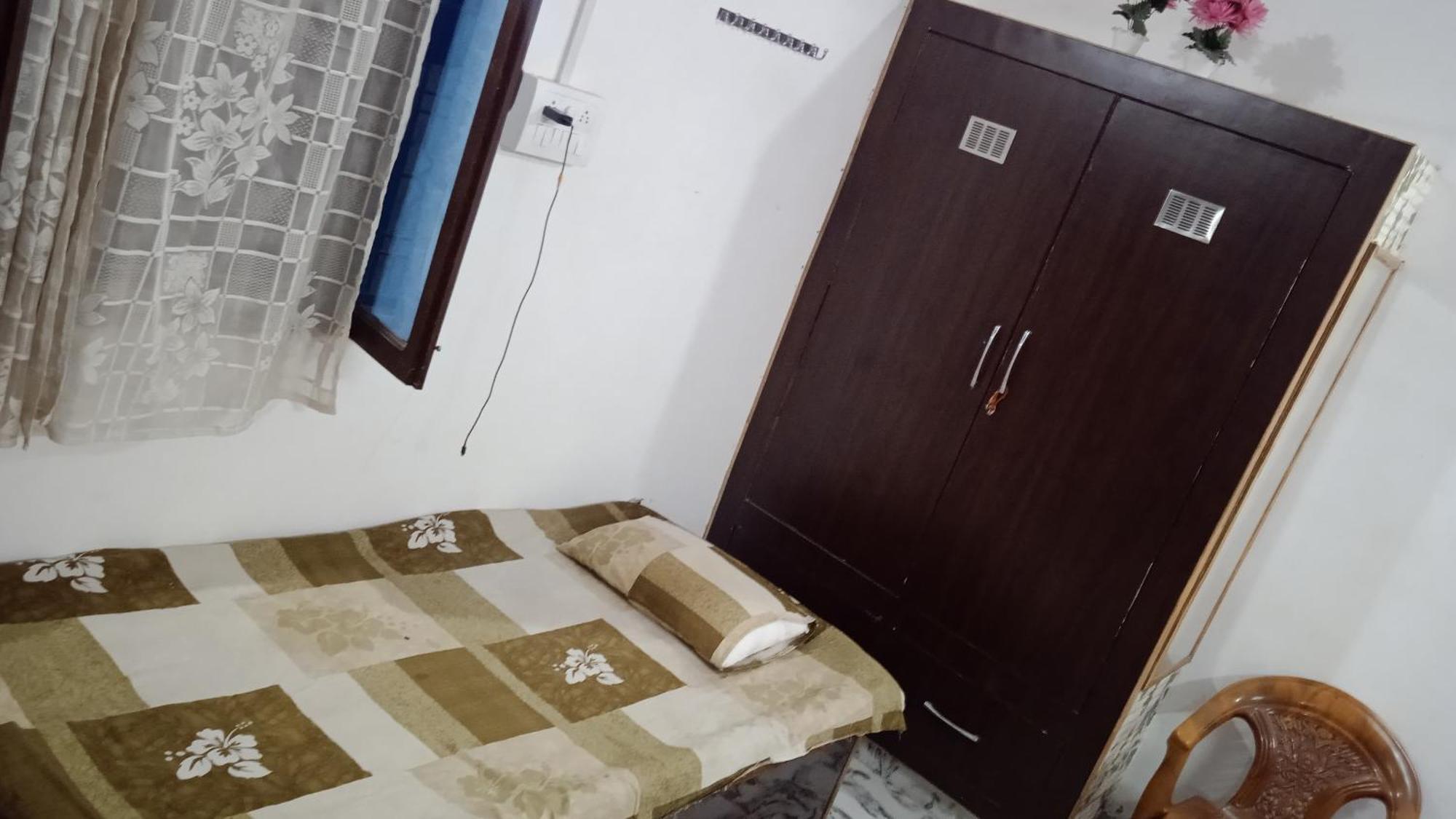 Ayurveda Bhavan Non-ac Guest house
