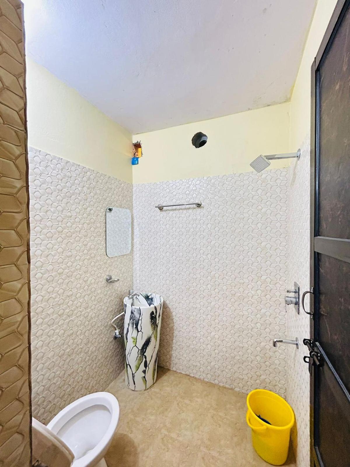 Bed & Breakfast Shankar Vilaas -a Boutique Forigners Choice Near Ghats And Temples