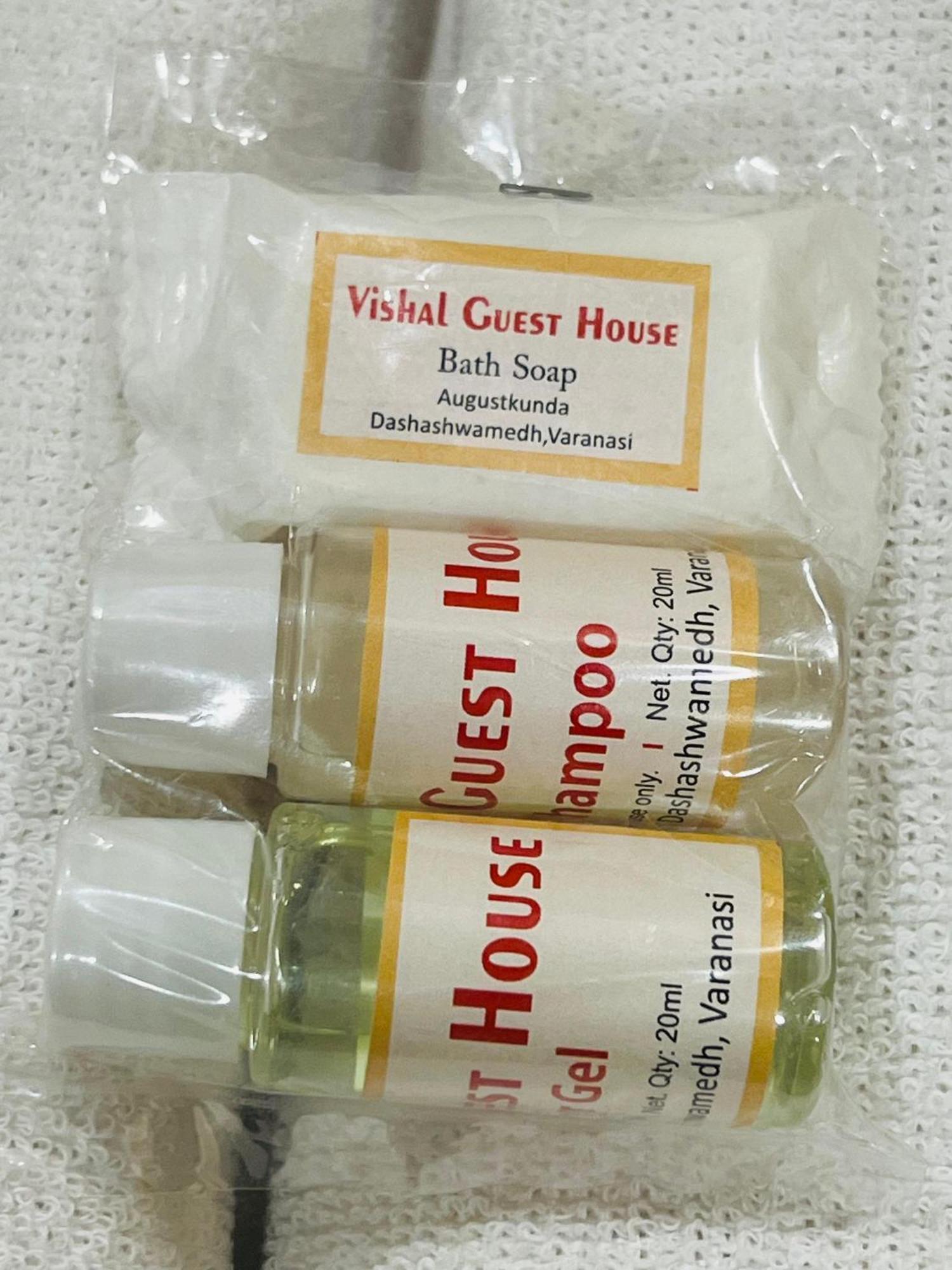 Guest house The V Residency *