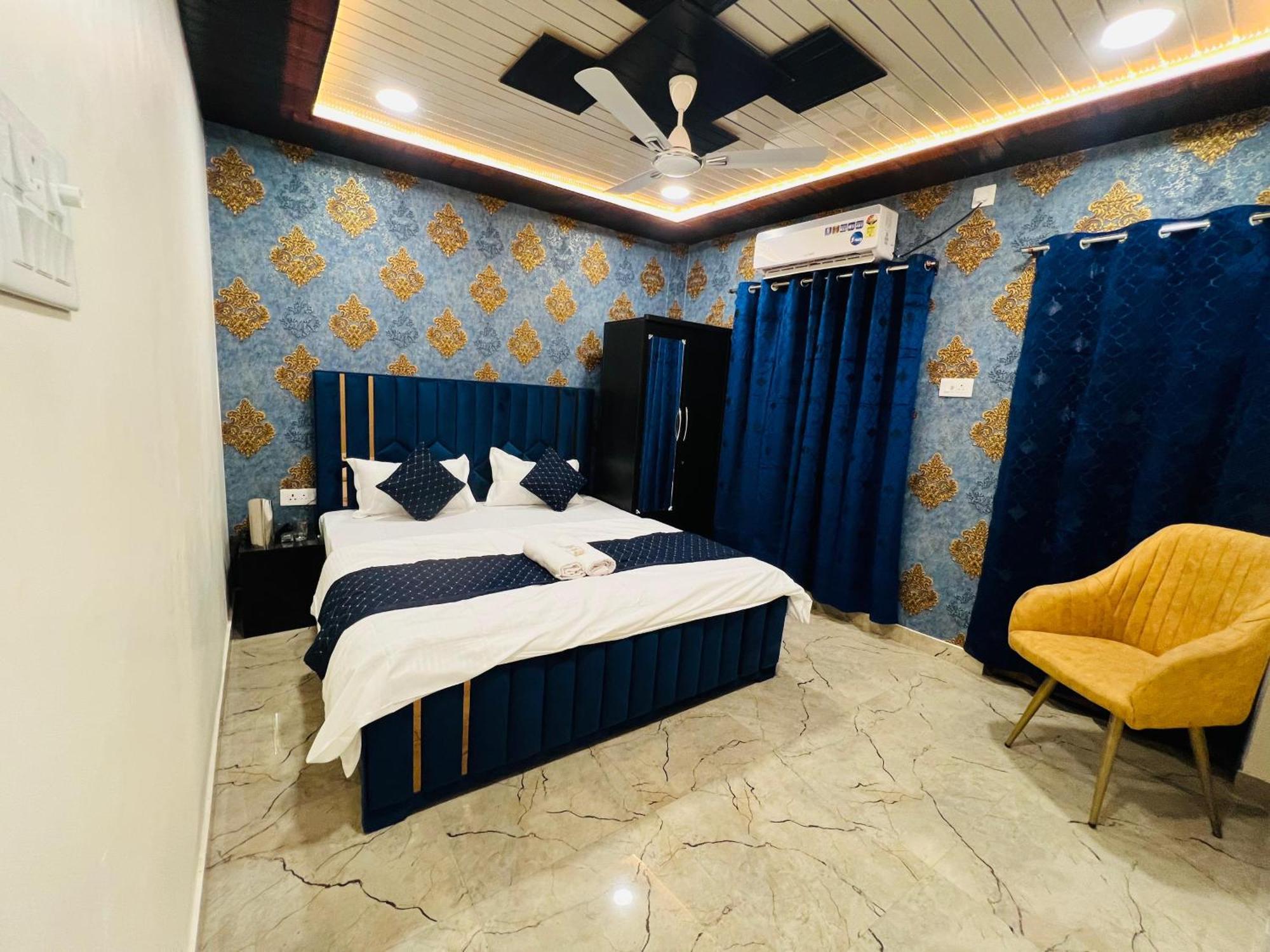 The V Residency Guest house Varanasi