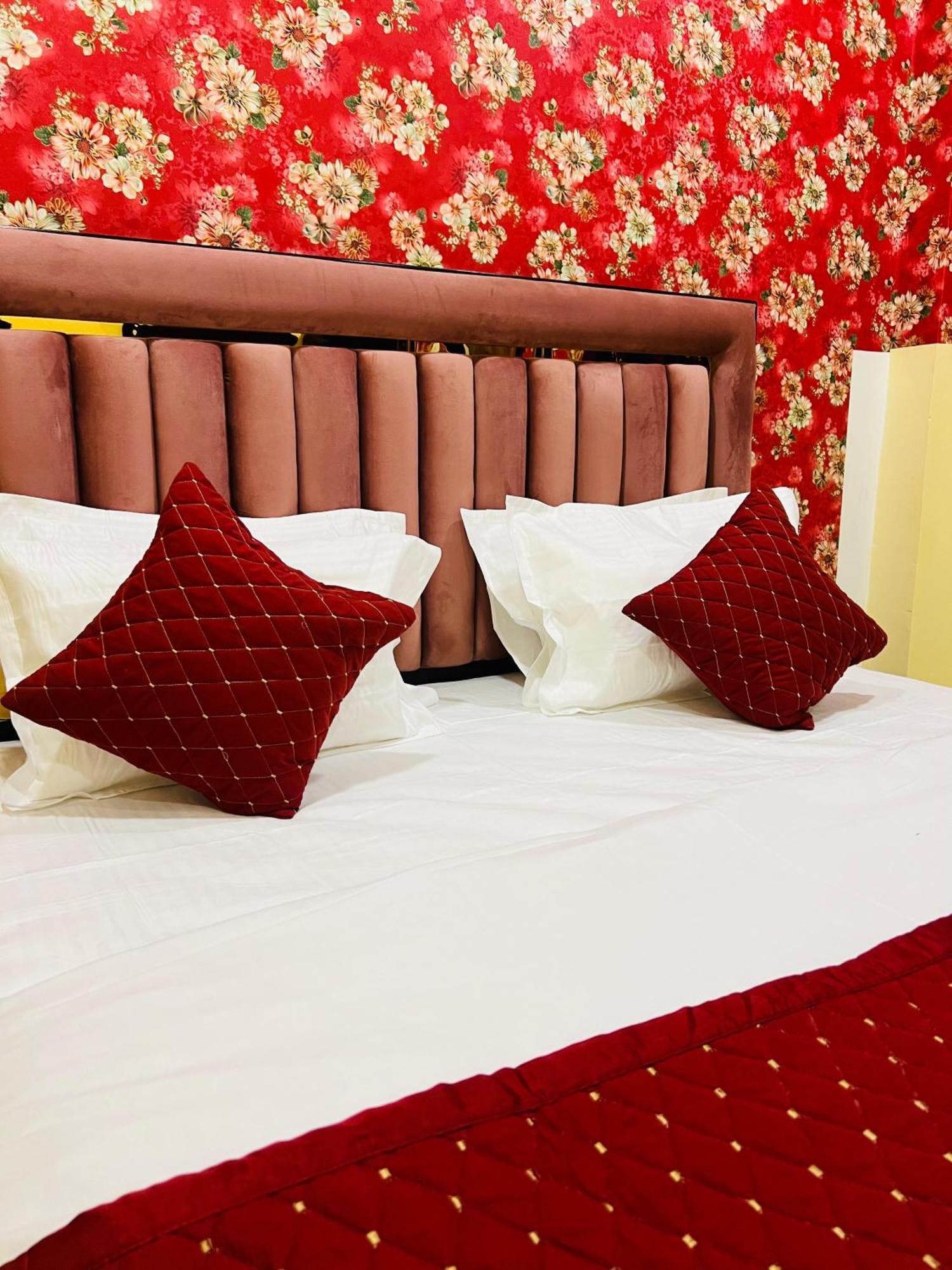 The V Residency * Varanasi