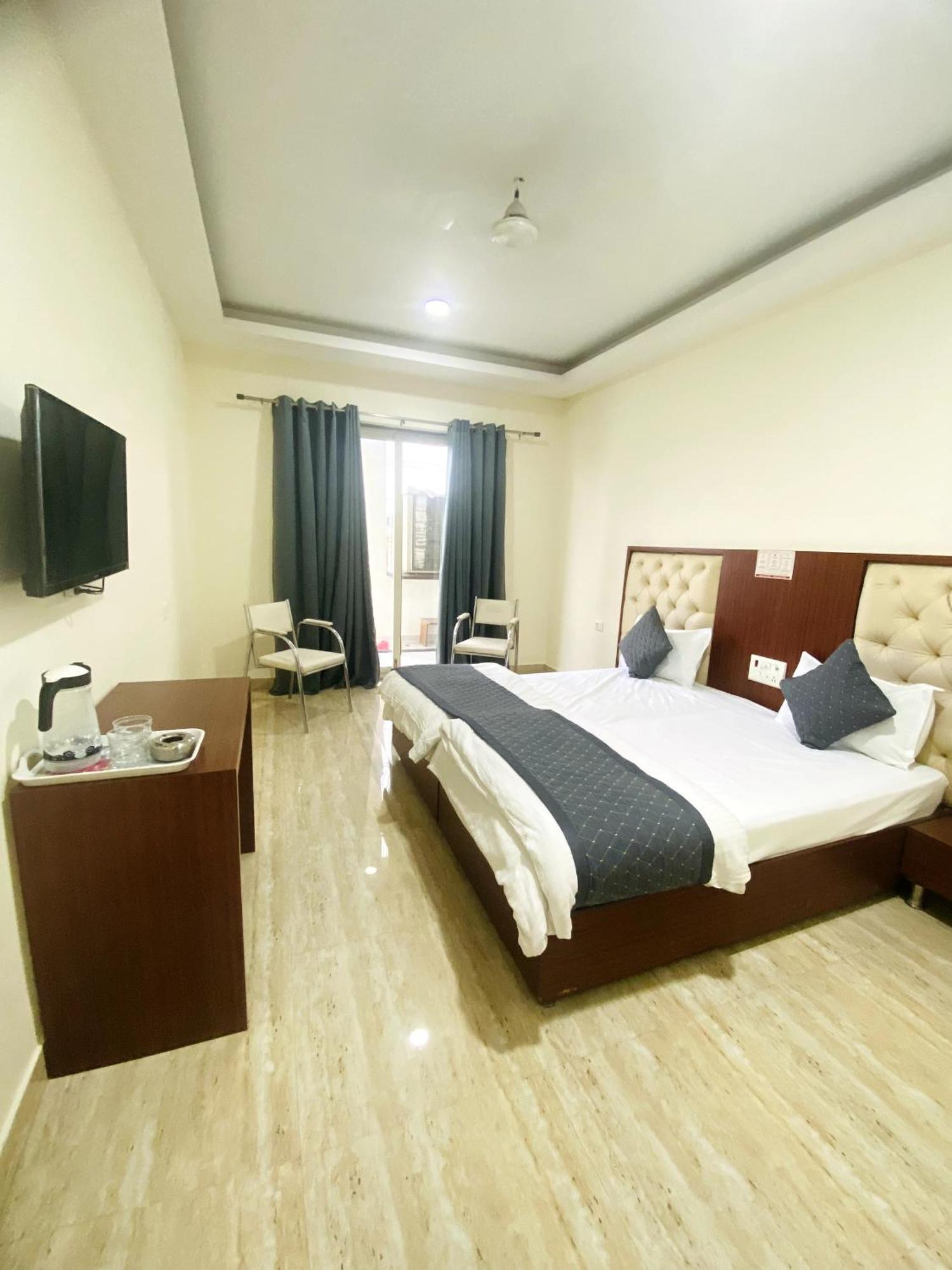 The V Residency