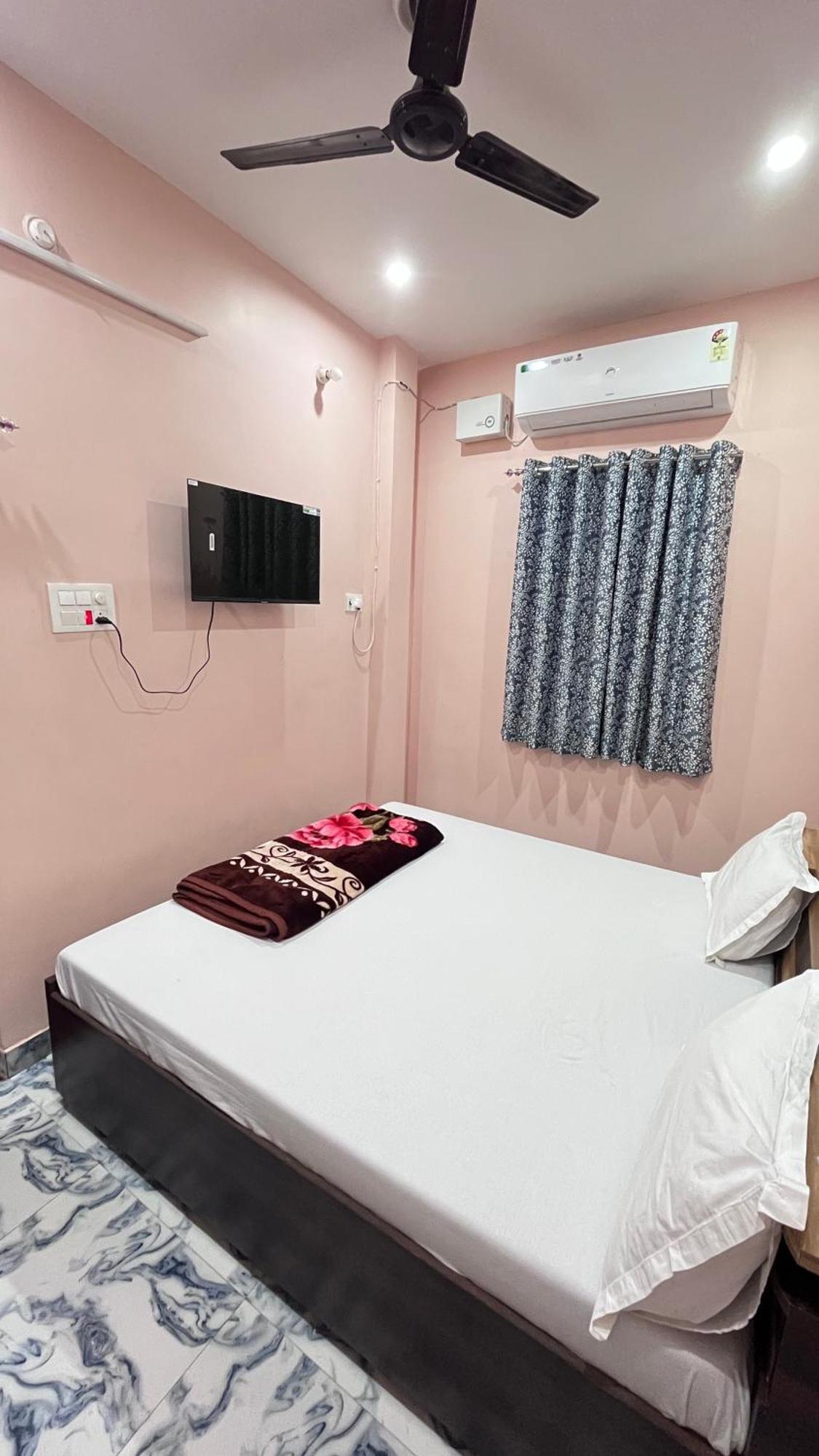 Guest house Shree Sharda Maa Paying Varanasi