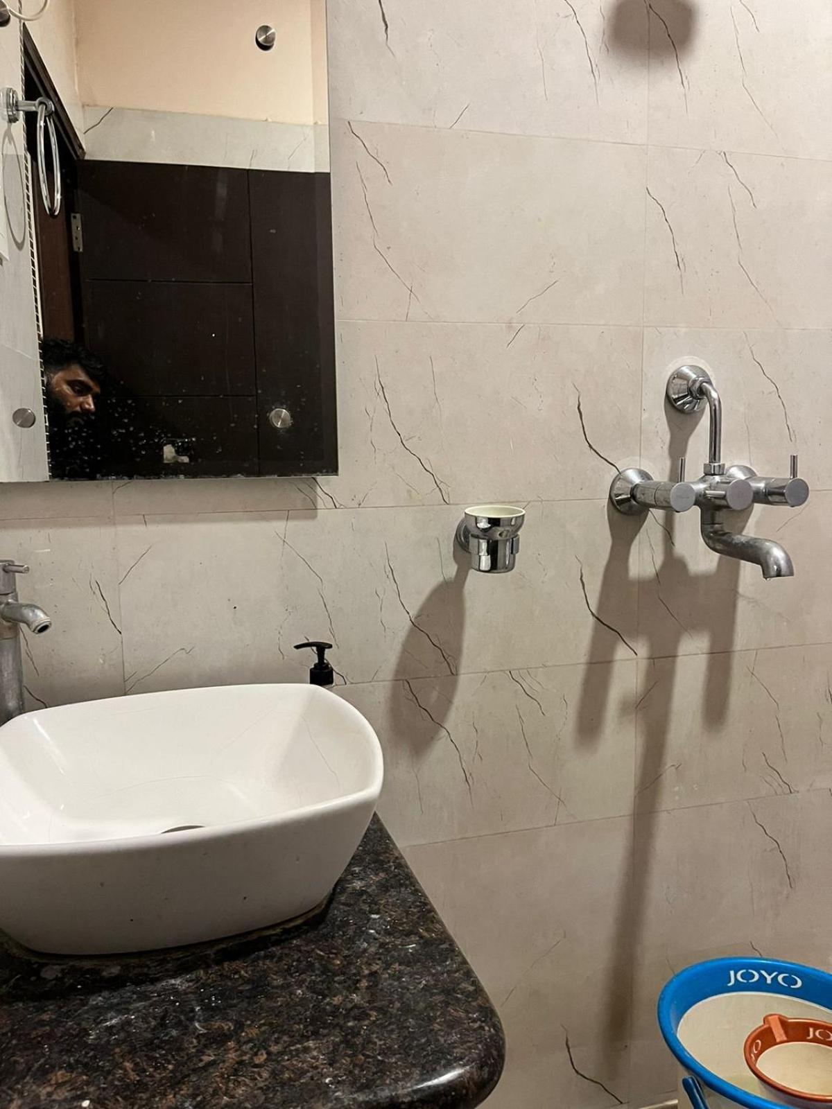 Simple Blissful - 2 Bedrooms Independent House Apartment Varanasi