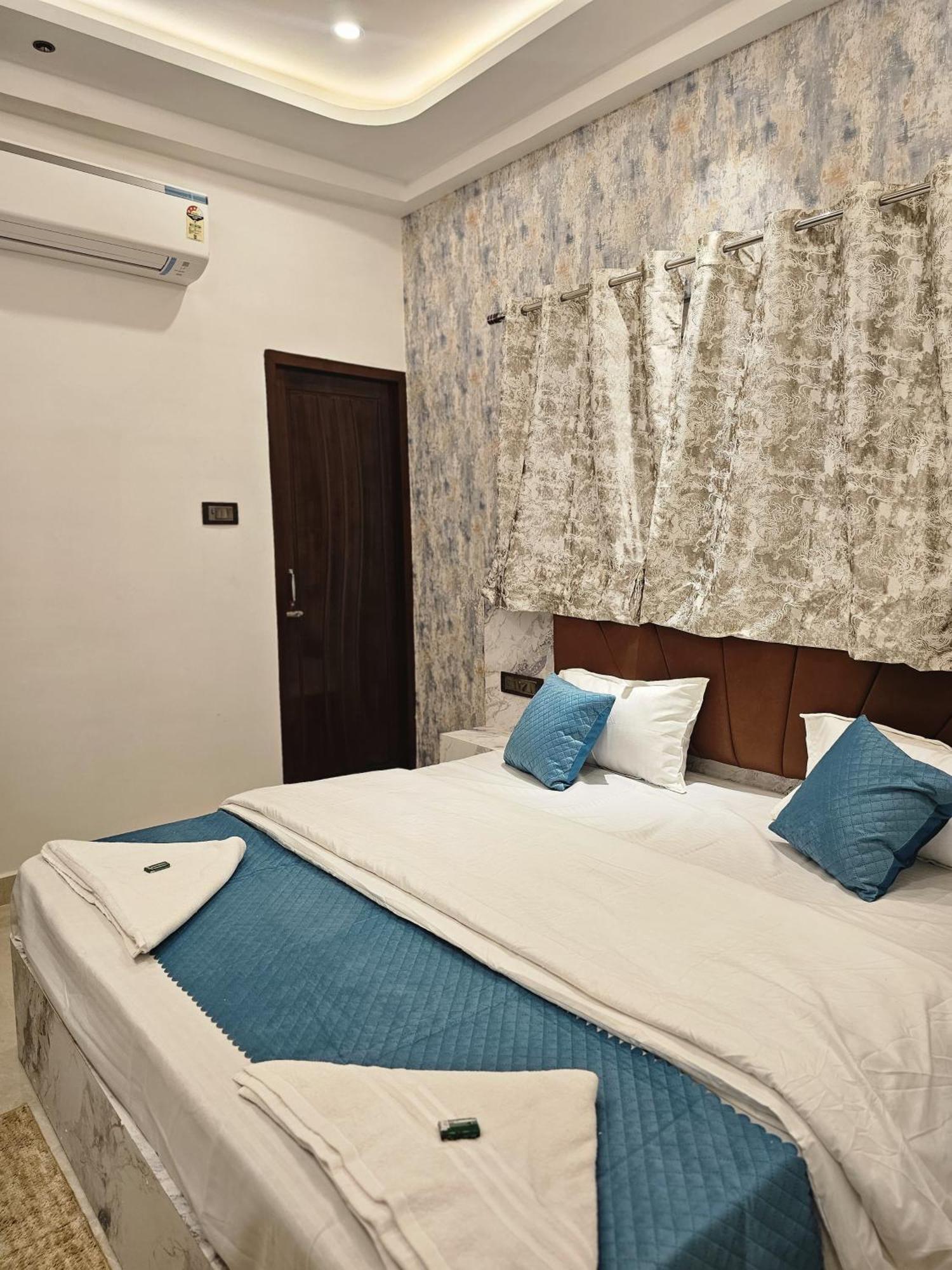 Mm Grand * Varanasi