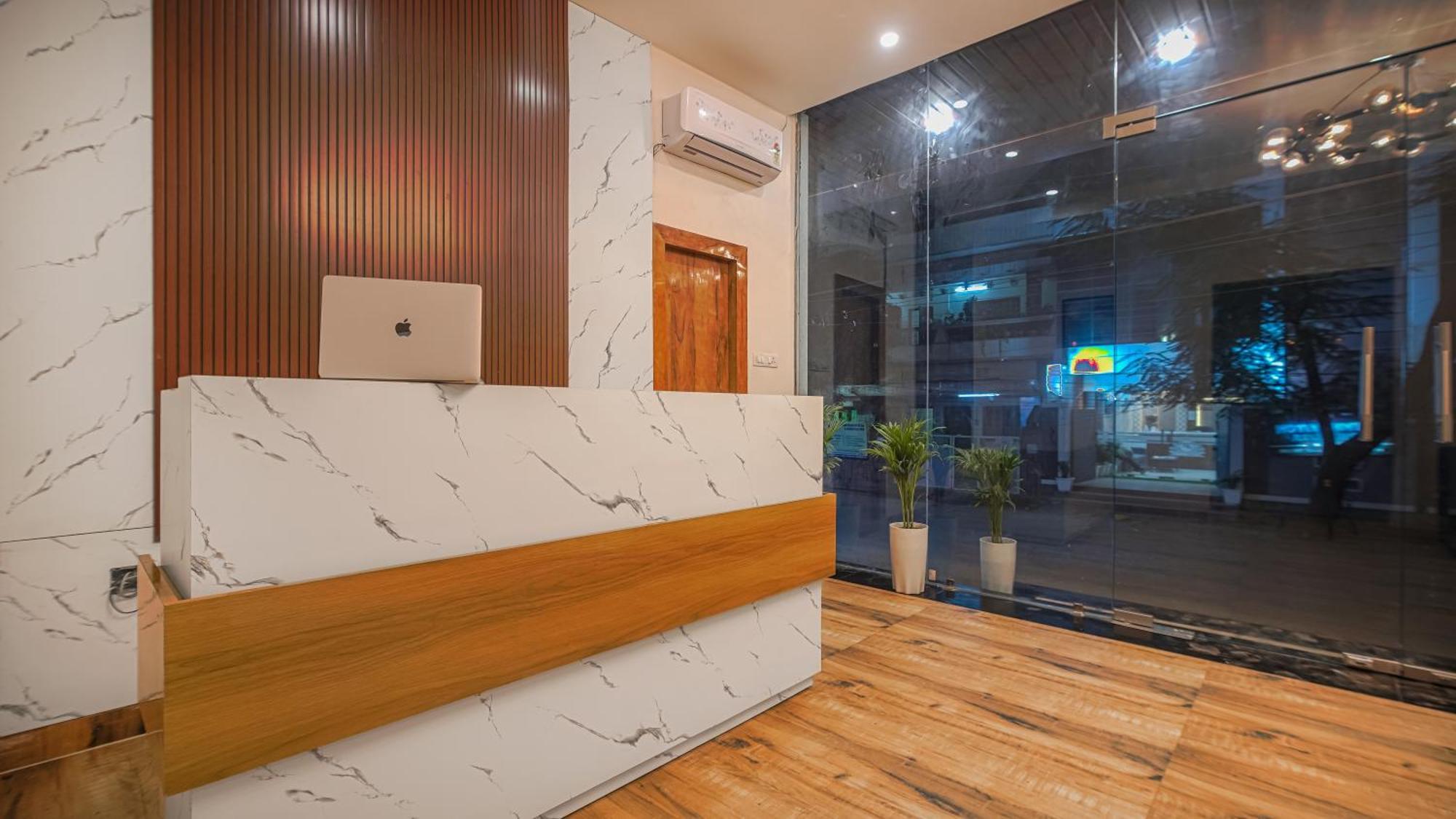 Hotel Perfectstayz Premium Cadillac 3*