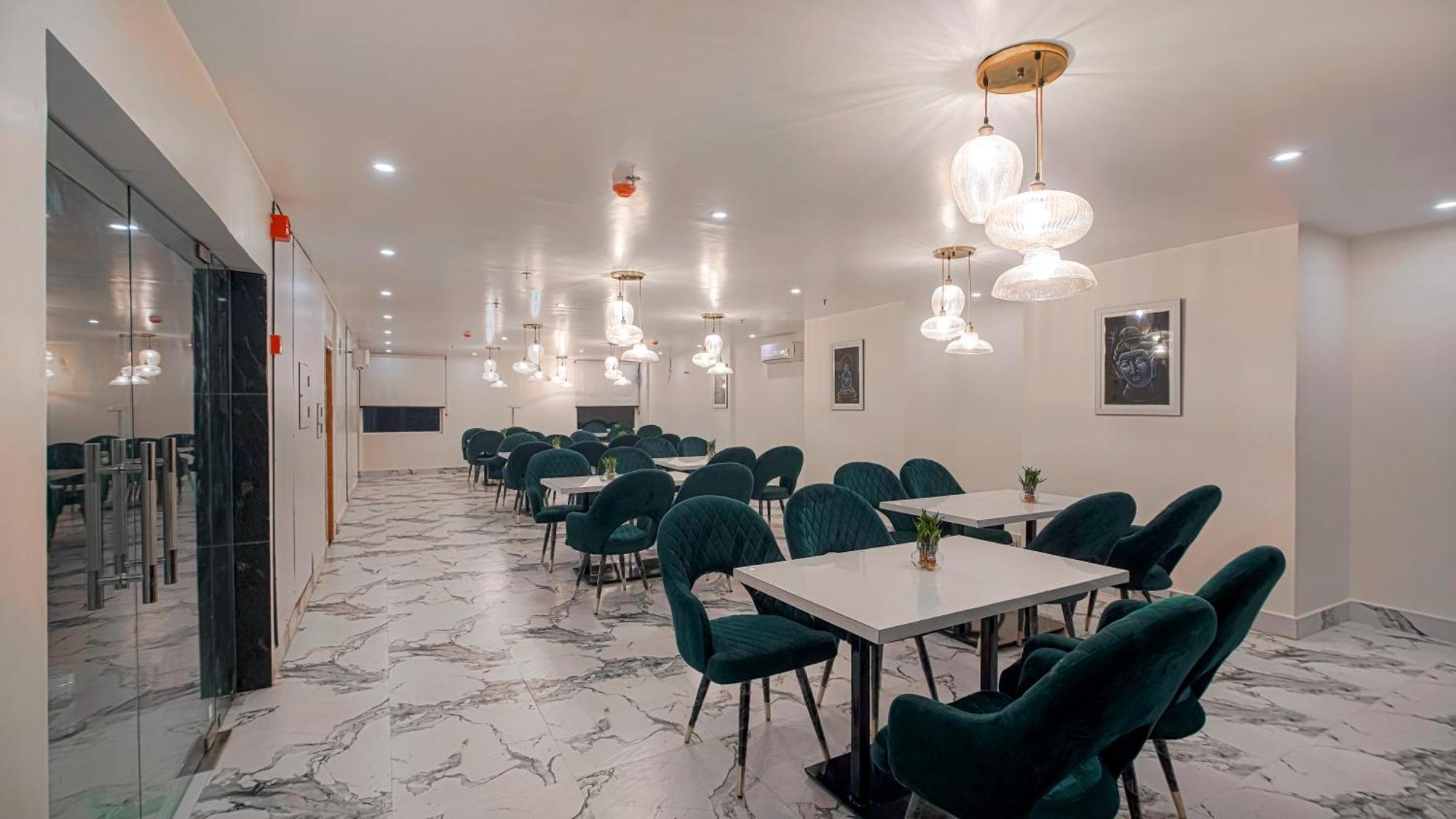 Perfectstayz Premium Cadillac 3* Varanasi