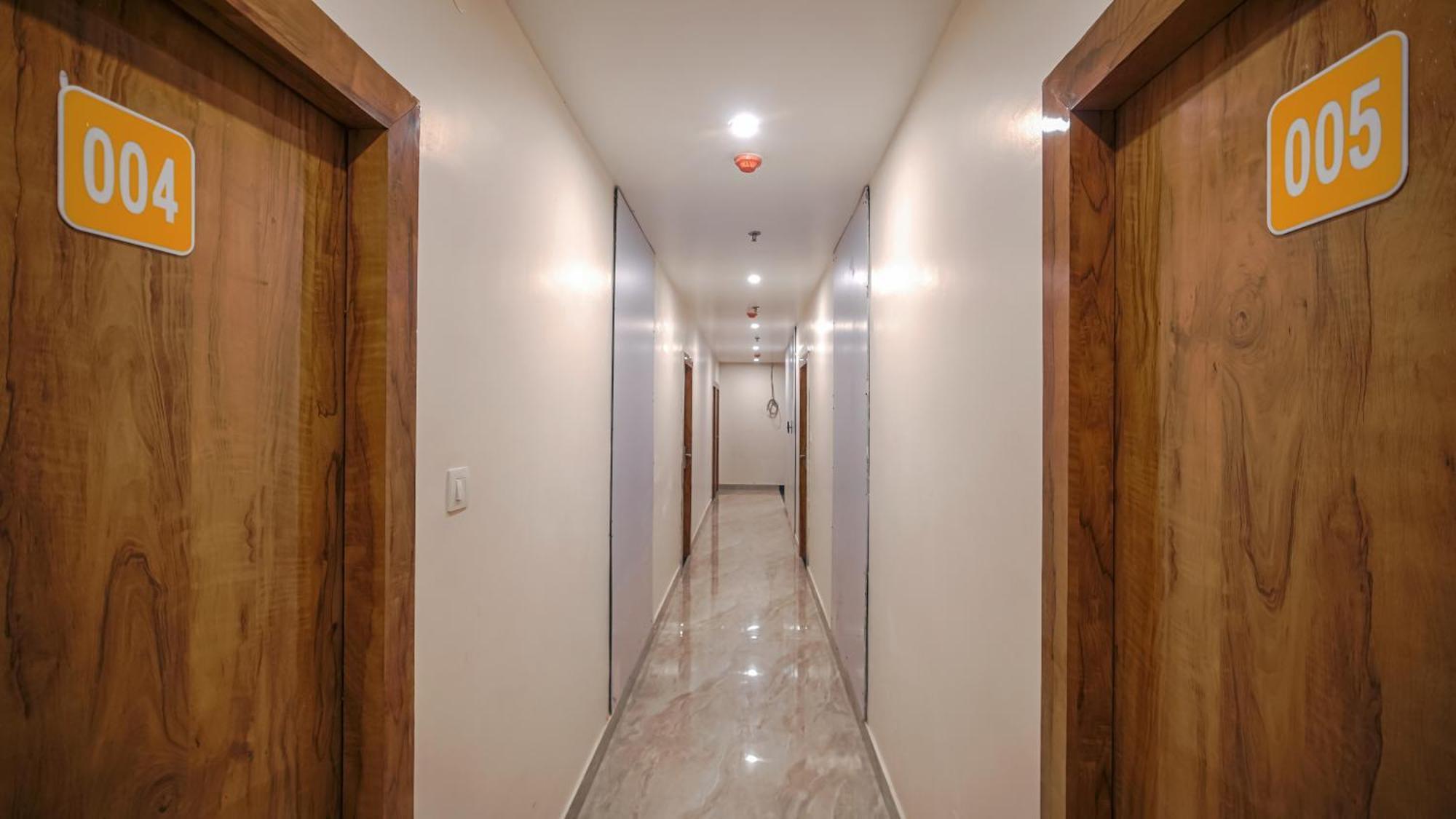 Perfectstayz Premium Cadillac 3* Varanasi