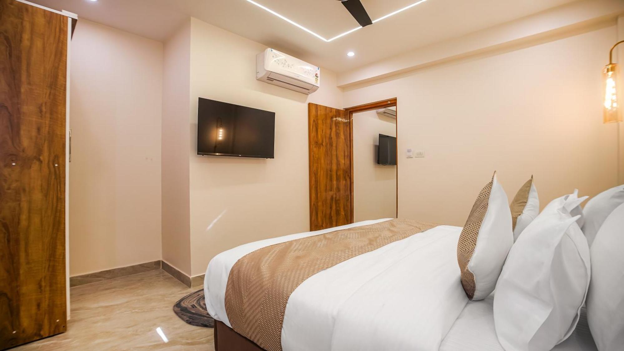 Perfectstayz Premium Cadillac 3* Varanasi